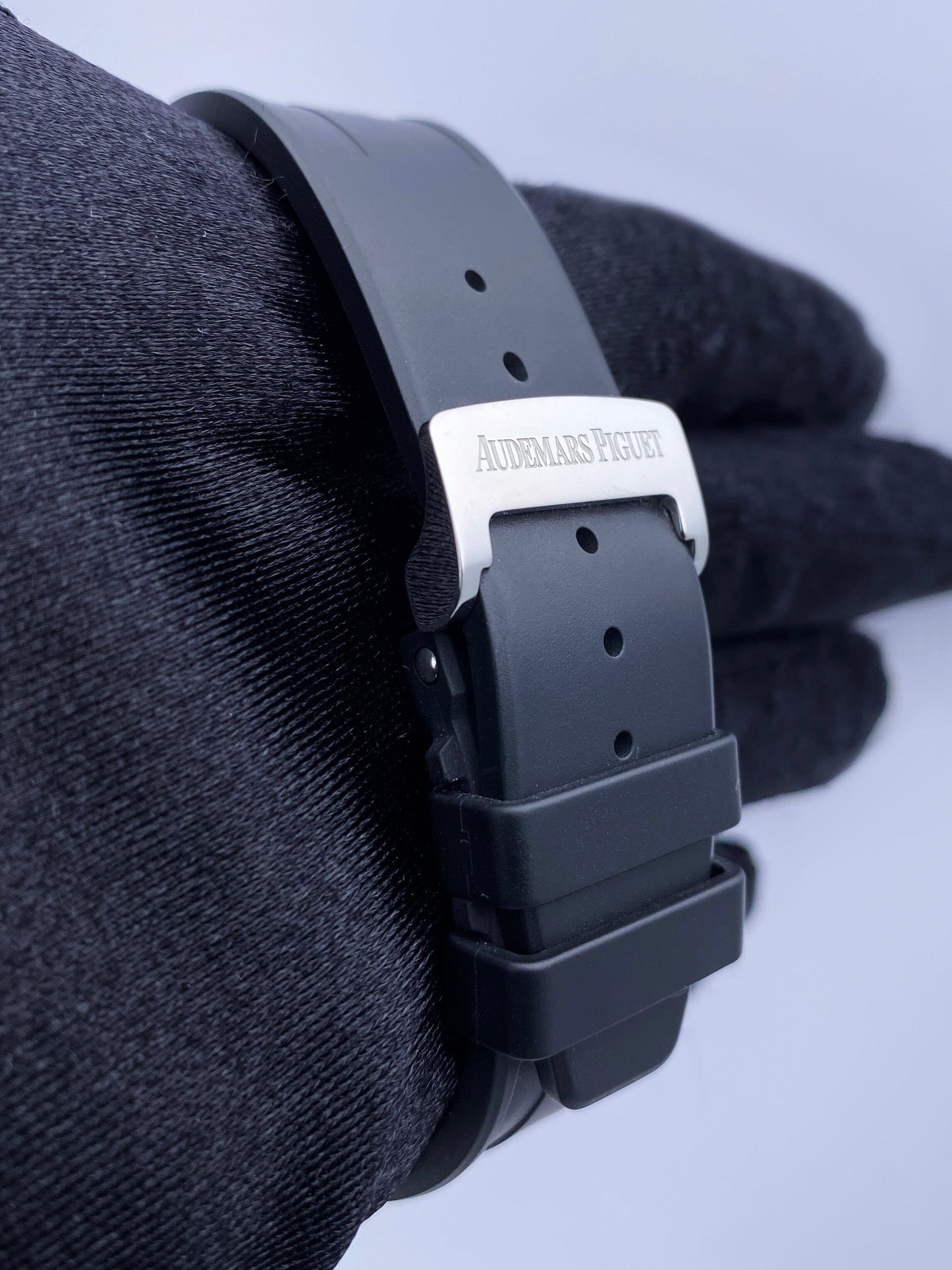 Audemars Piguet Royal Oak Offshore Chronograph 25940SK Mens Watch Box Papers