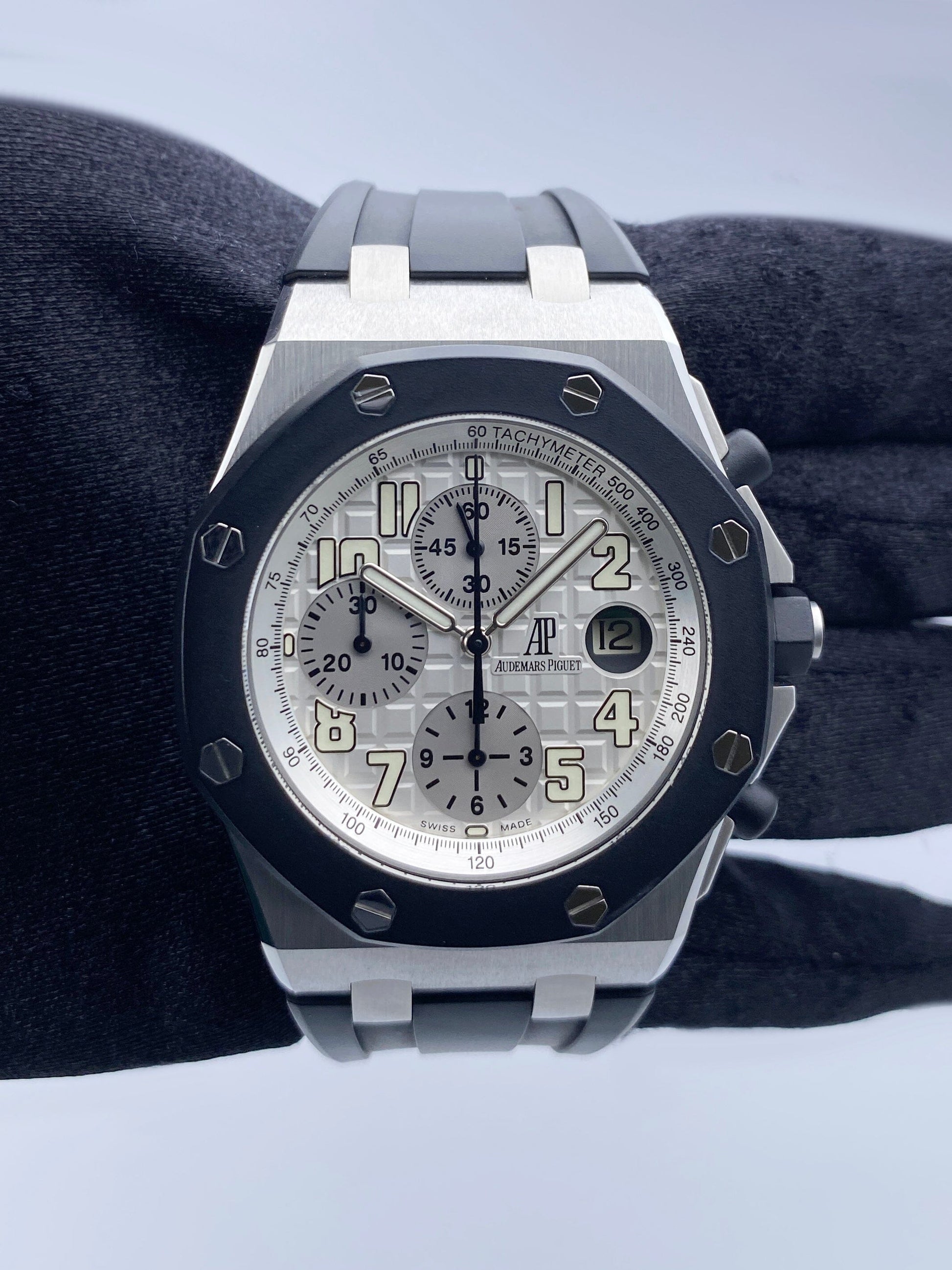 Audemars Piguet Royal Oak Offshore Chronograph 25940SK Mens Watch Box Papers