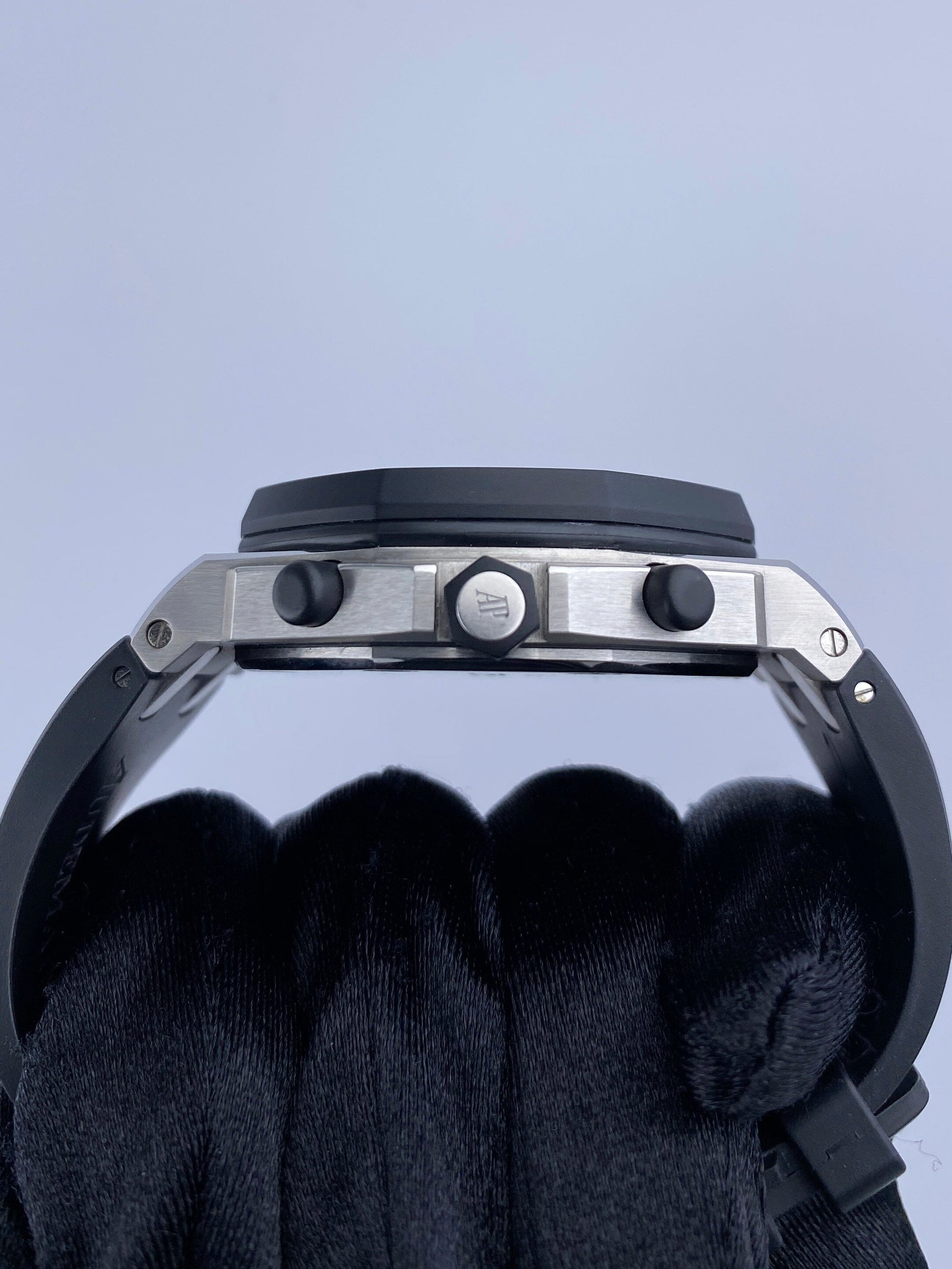 Audemars Piguet Royal Oak Offshore Chronograph 25940SK Mens Watch Box Papers