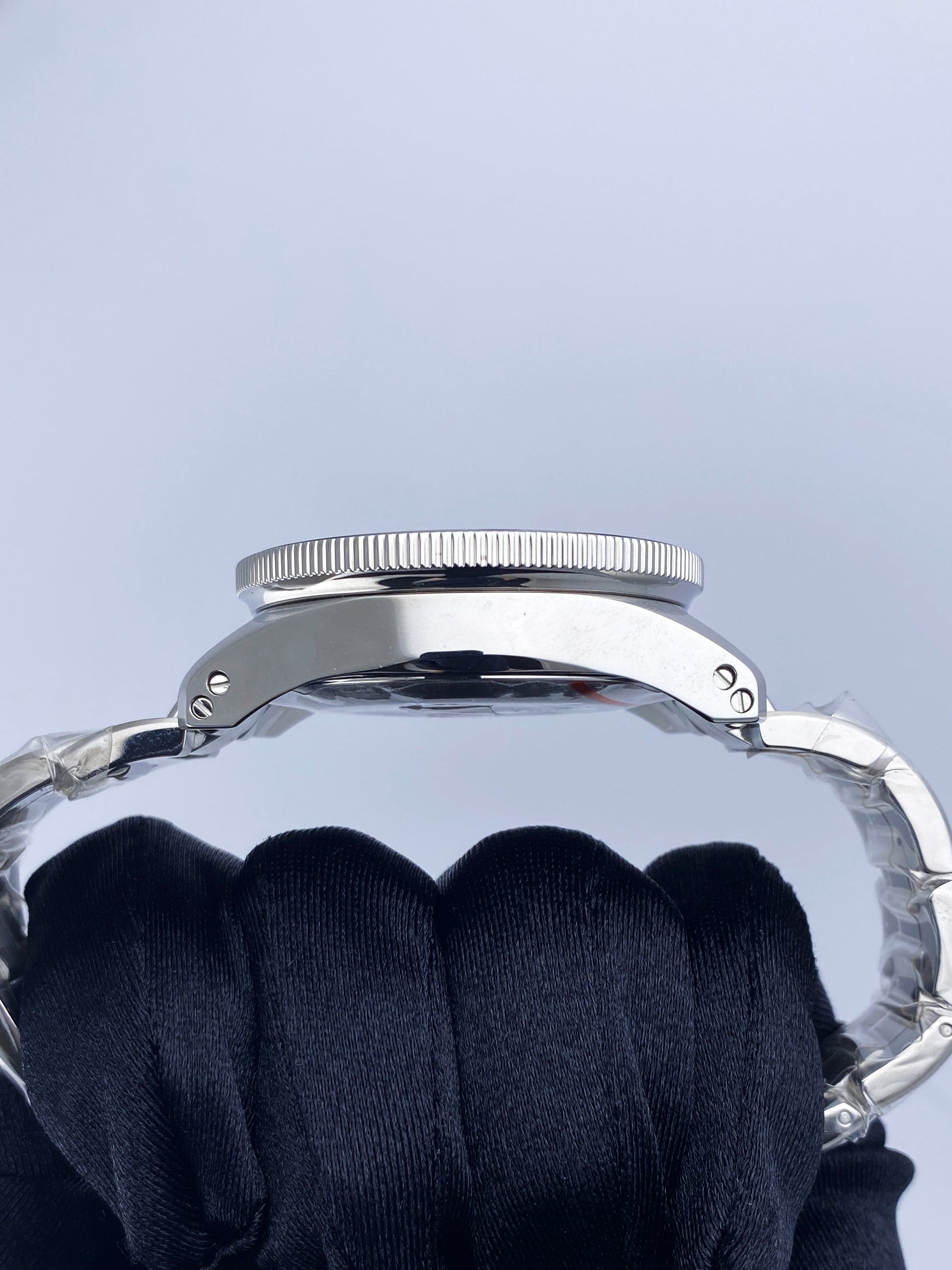 Brand New BALL Engineer Hydrocarbon Original 40mm Mens Watch Box Papers