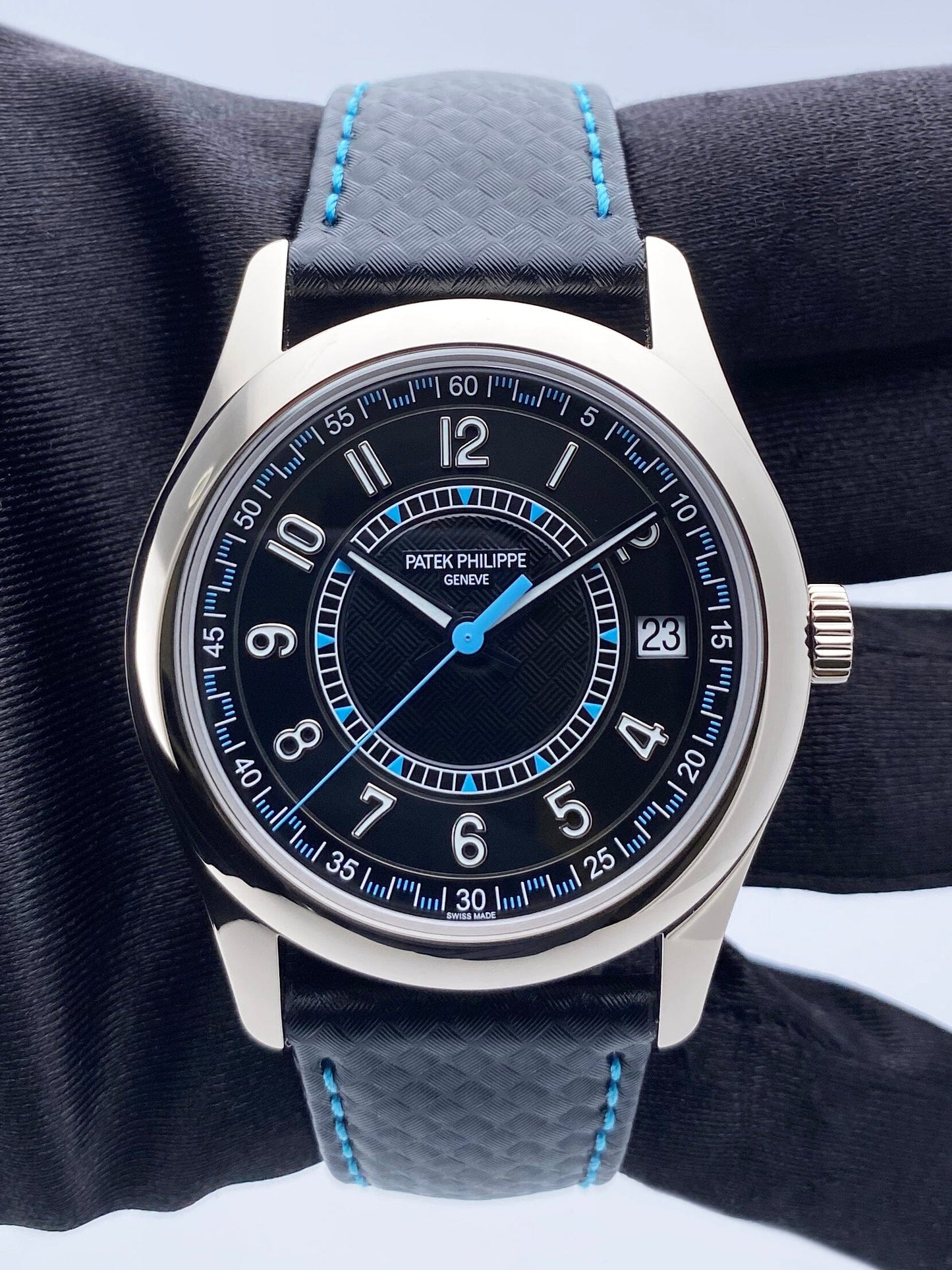 Patek Philippe Calatrava 6007G-011 Blue Mens Watch Box Papers - Watches