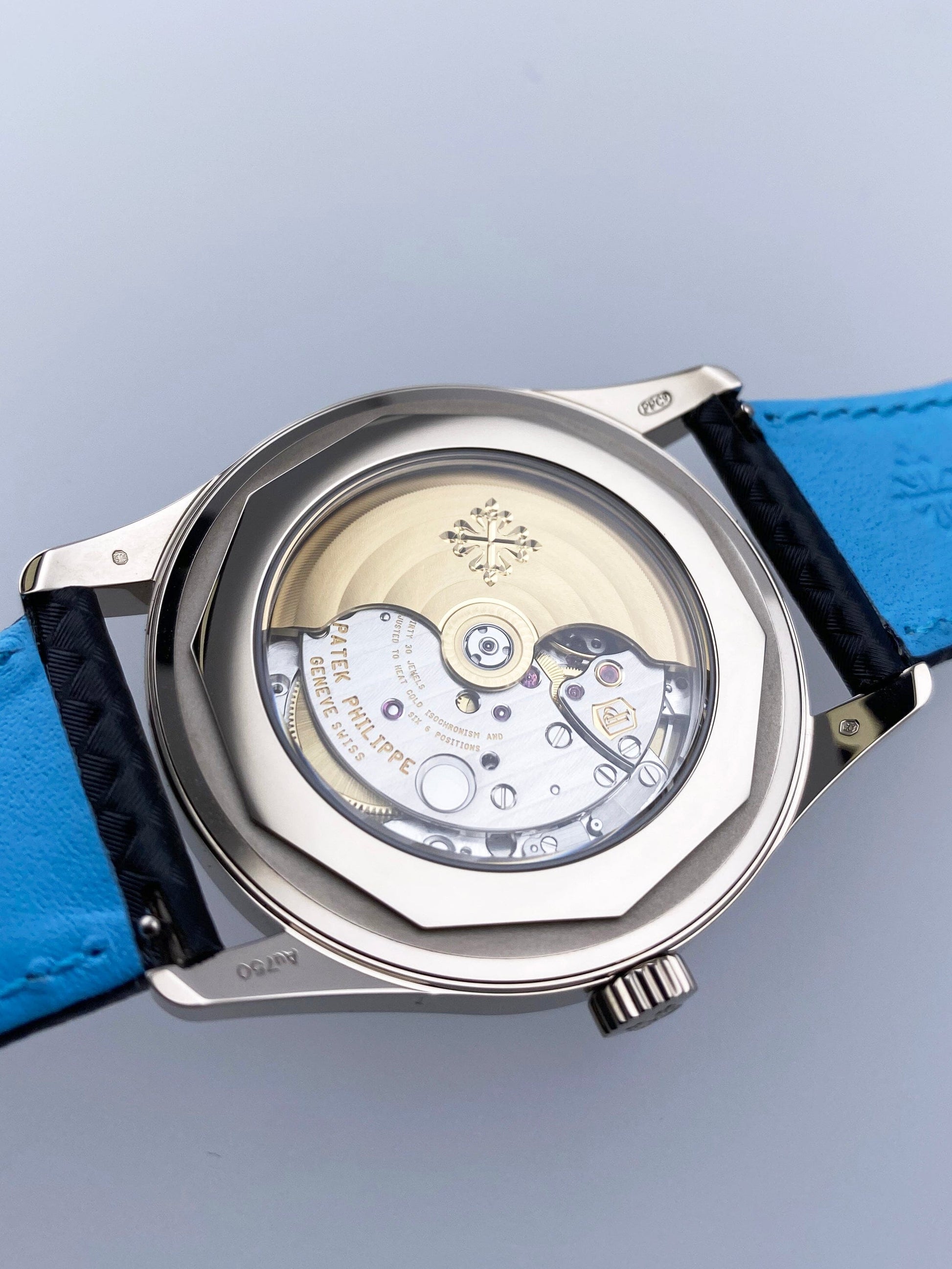 Patek Philippe Calatrava 6007G-011 Blue Mens Watch Box Papers - Watches
