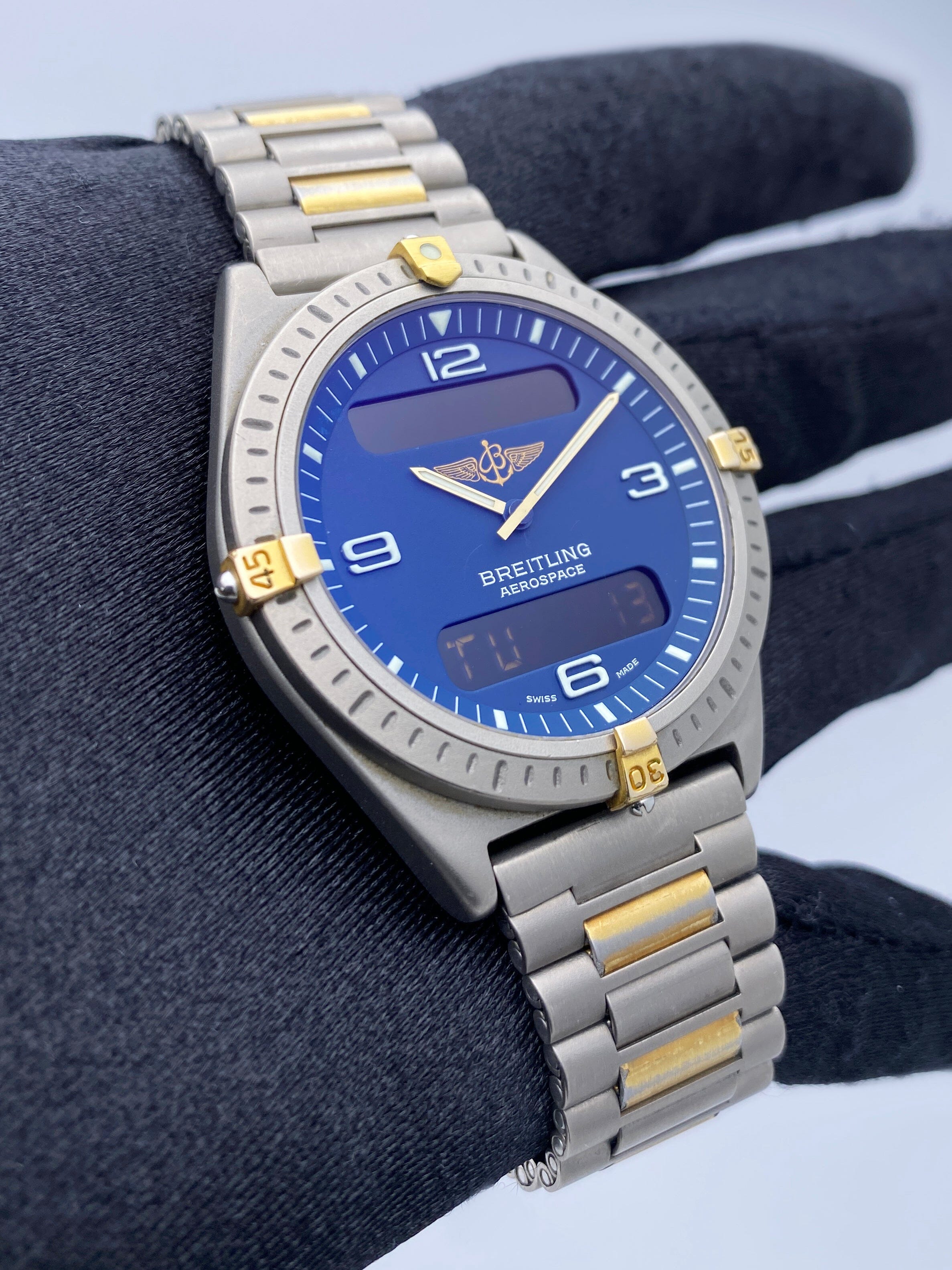 Breitling Aerospace F56059 Titanium Mens Watch | Phigora