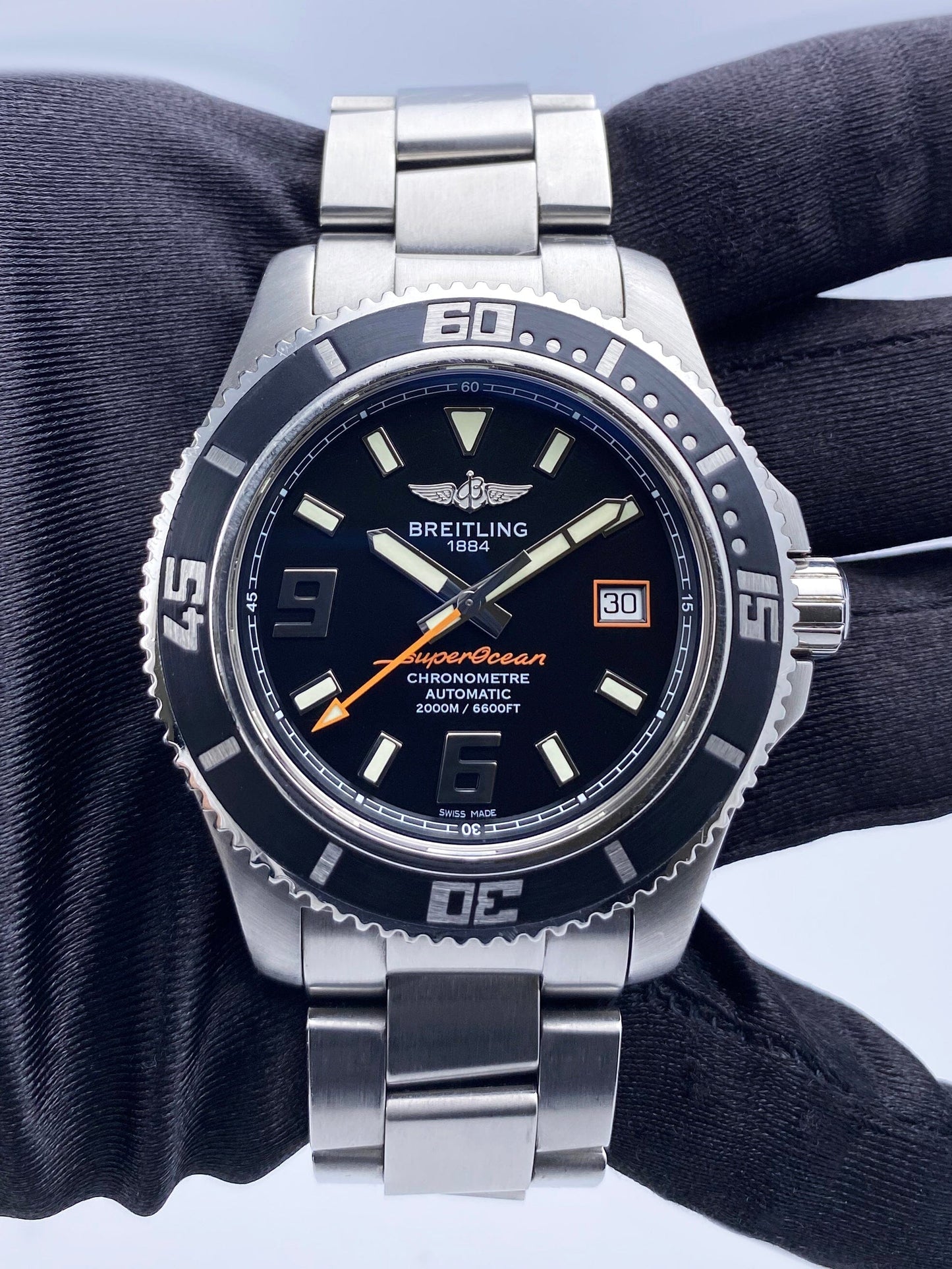 Breitling Superocean 44 A17391 Black Dial Steel Mens Watch Box Papers - Watches