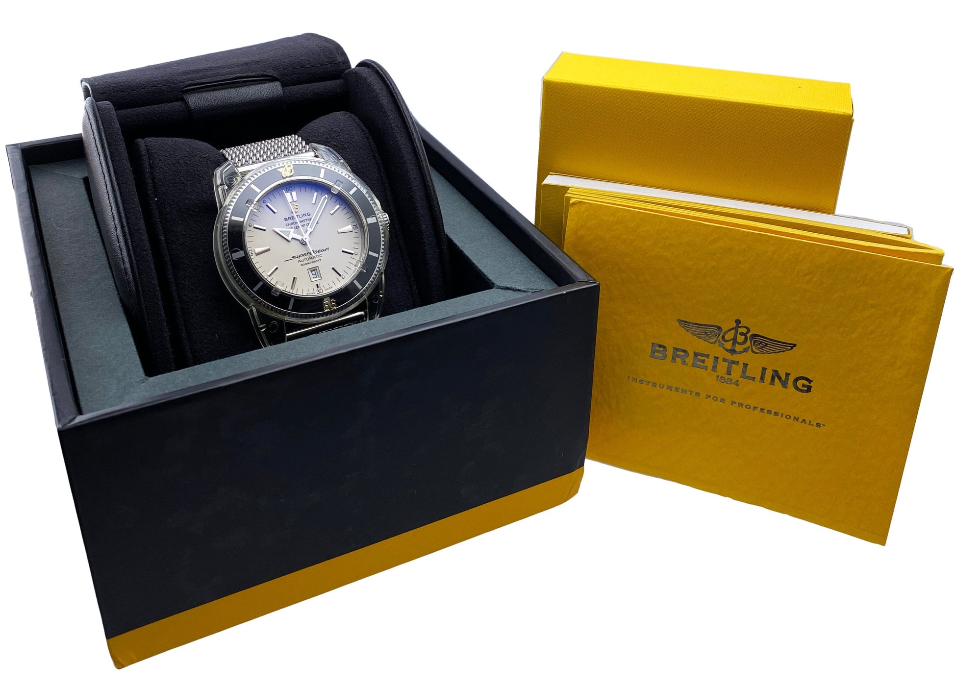 Breitling Superocean Heritage 46 A17320 White Dial Mens Watch Box Papers