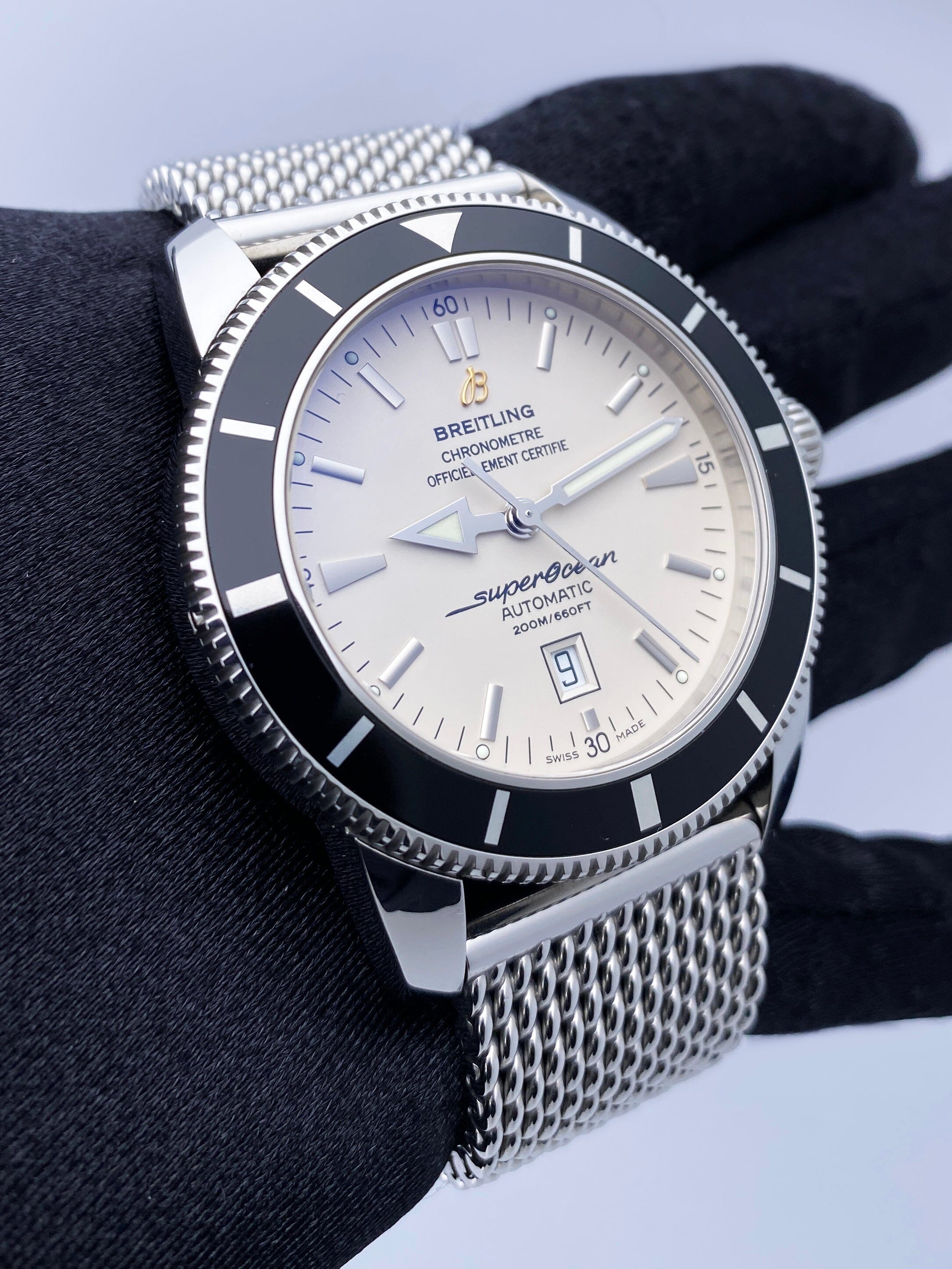 Breitling Superocean Heritage 46 A17320 White Dial Mens Watch Box Pape