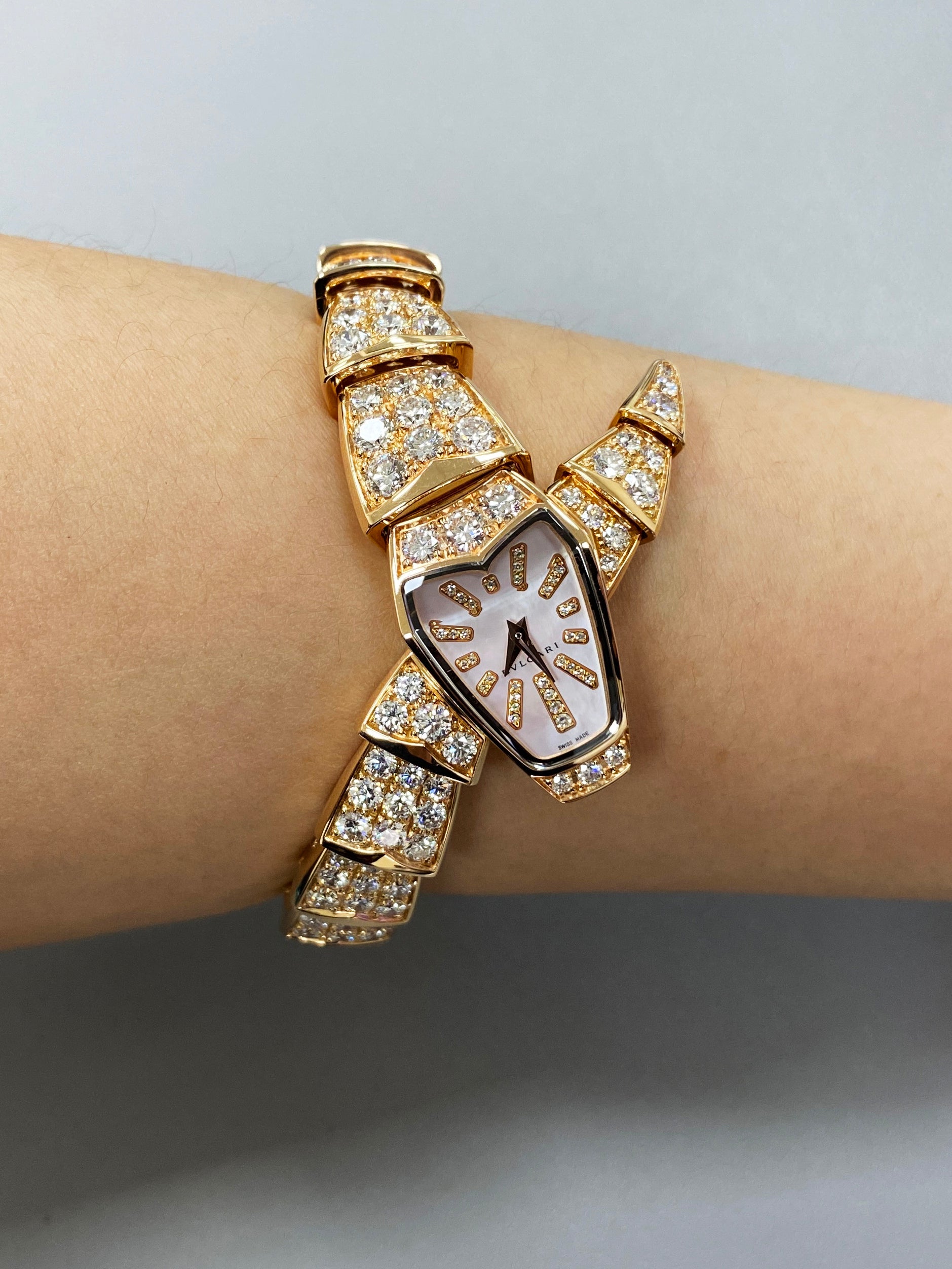 Bvlgari Serpenti MOP Diamond 18K Rose Gold Ladies Watch Box Papers - Virtual