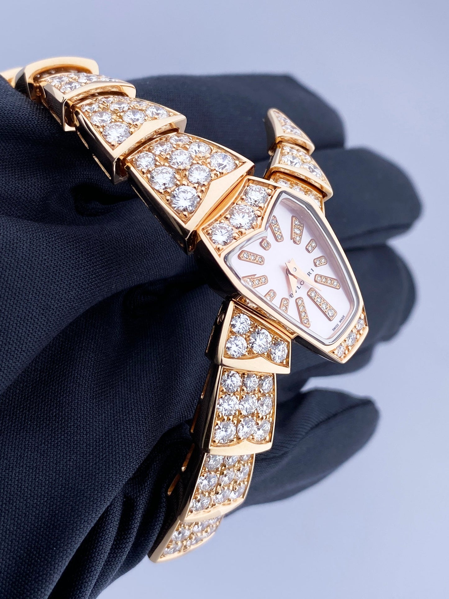 Bvlgari Serpenti MOP Diamond 18K Rose Gold Ladies Watch Box Papers - Virtual