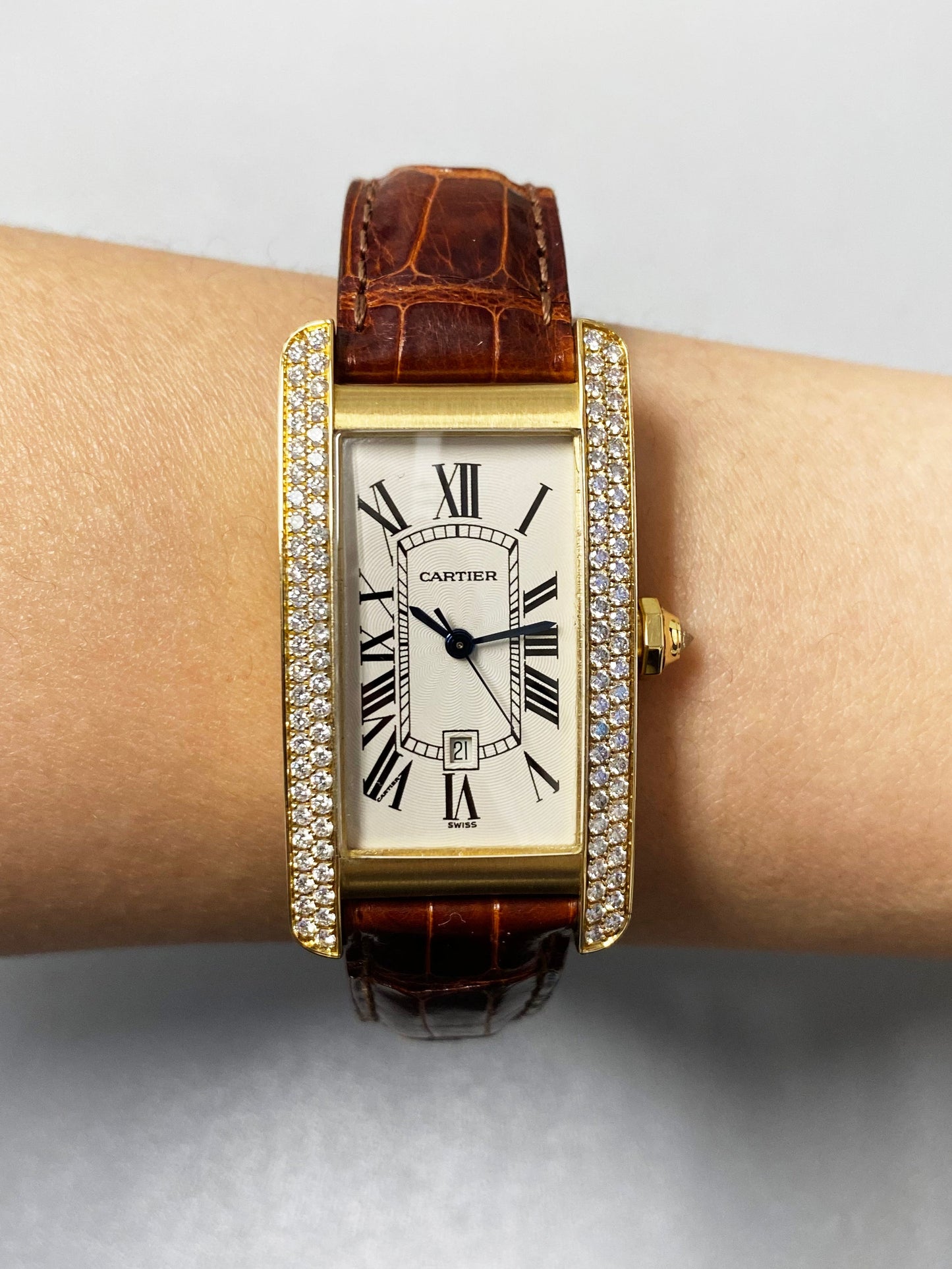 Cartier Tank Americaine 2483 Diamond Yellow Gold Ladies Watch Box Papers - Wristwatch