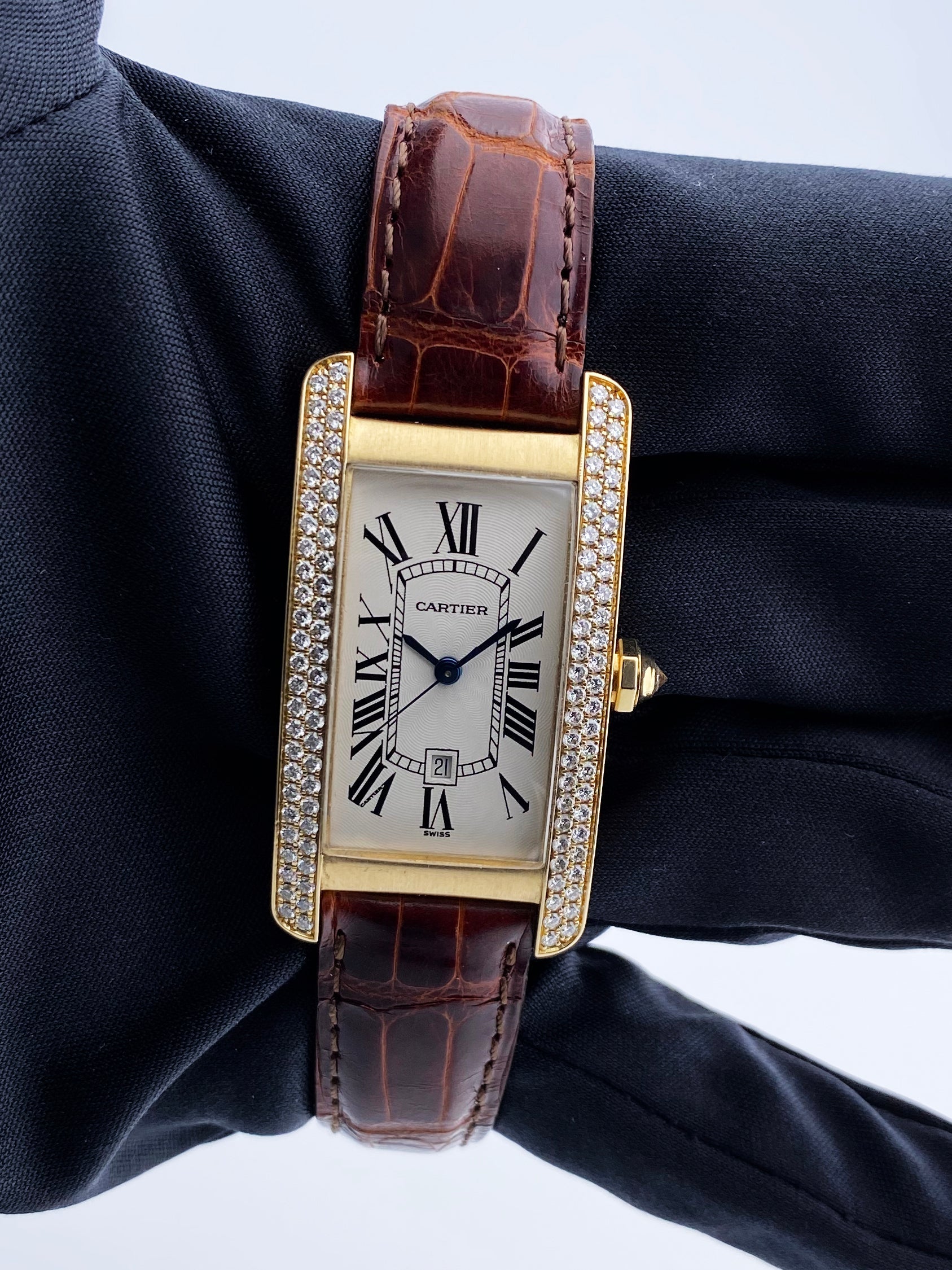 Cartier Tank Americaine 2483 Diamond Yellow Gold Ladies Watch Box Papers - Wristwatch
