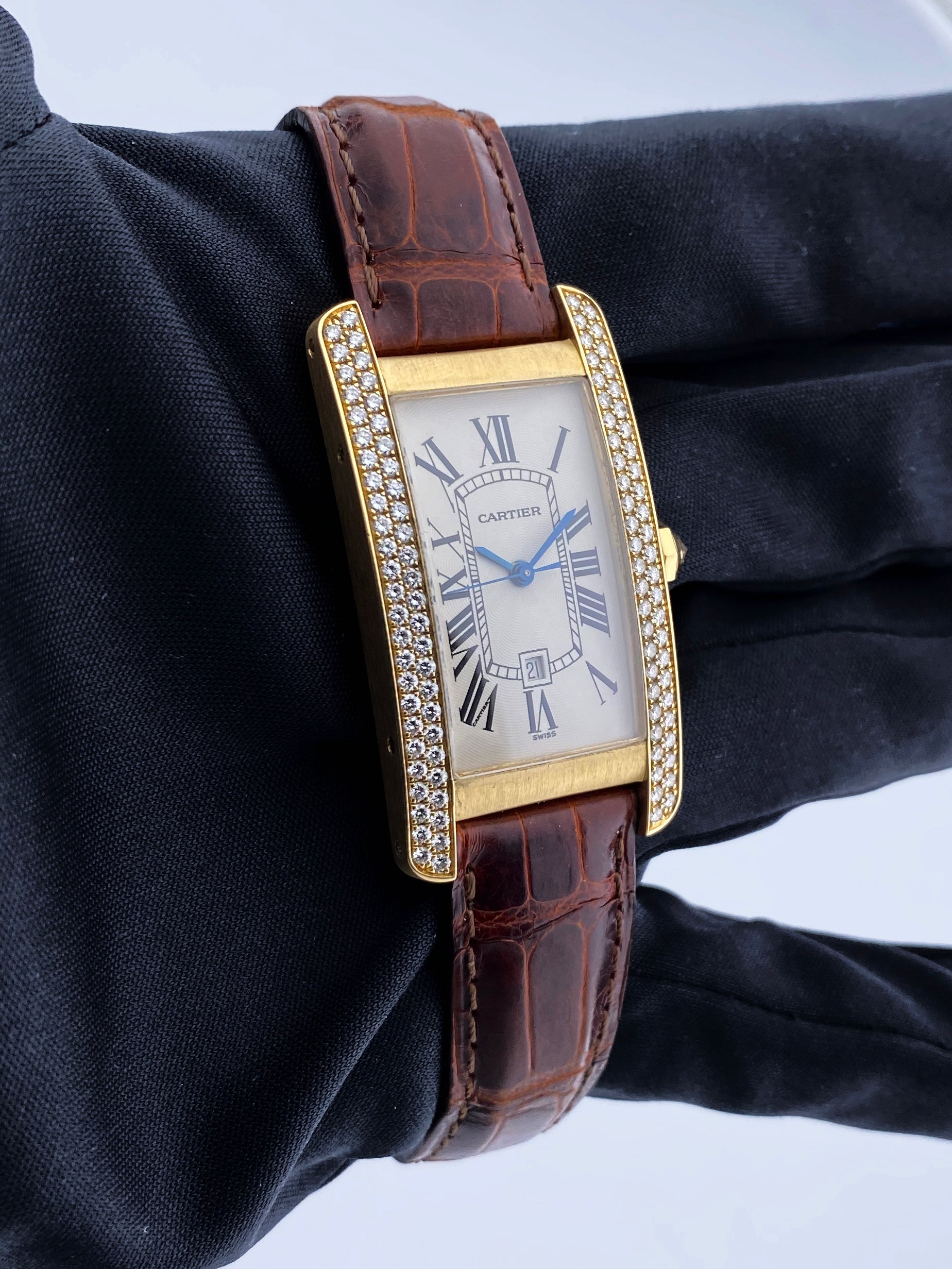 Cartier Tank Americaine 2483 Diamond Yellow Gold Ladies Watch Box Papers - Wristwatch