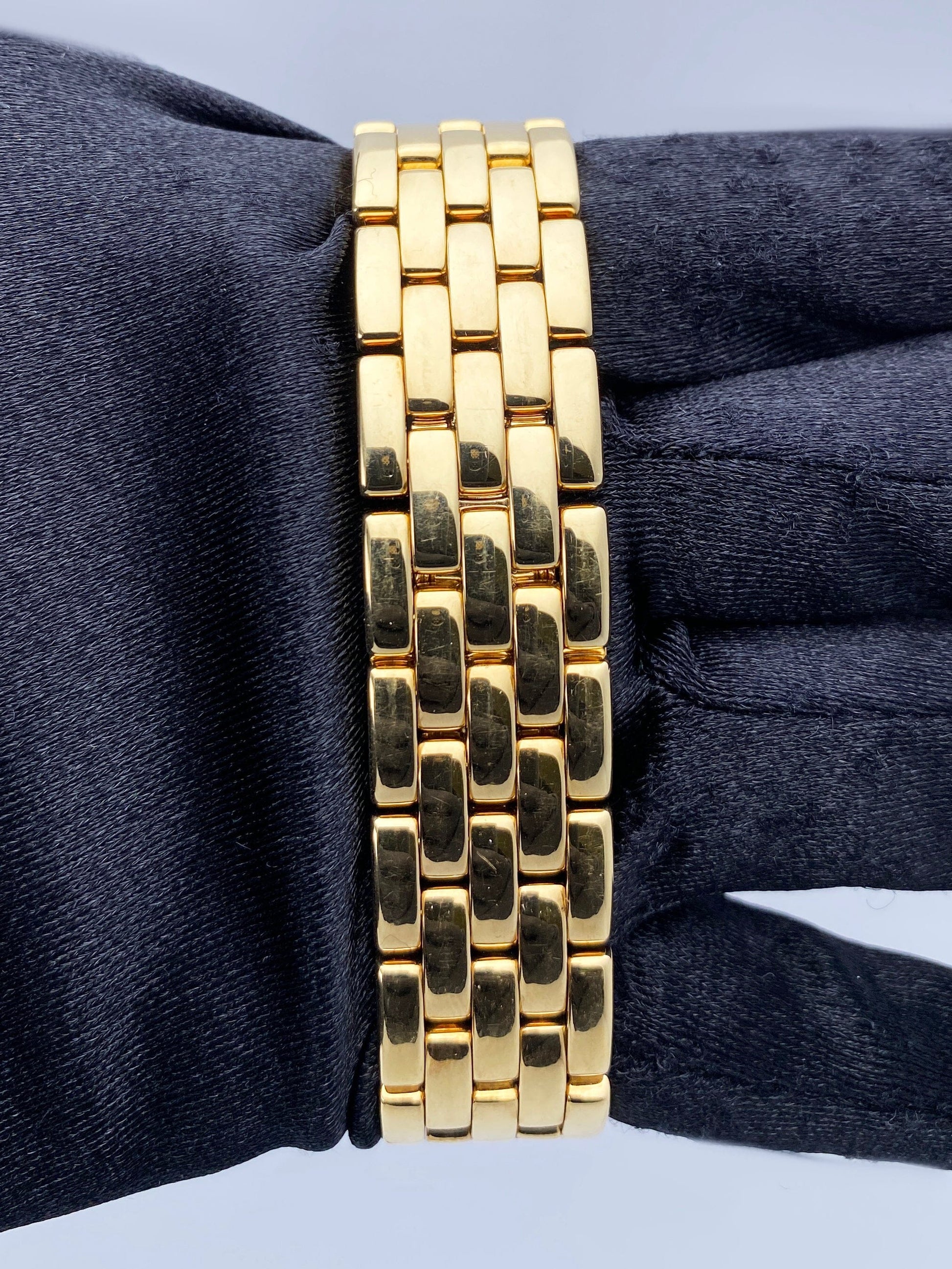 Cartier Cougar Figaro W25013B9 18k Yellow Gold Watch - Wristwatch