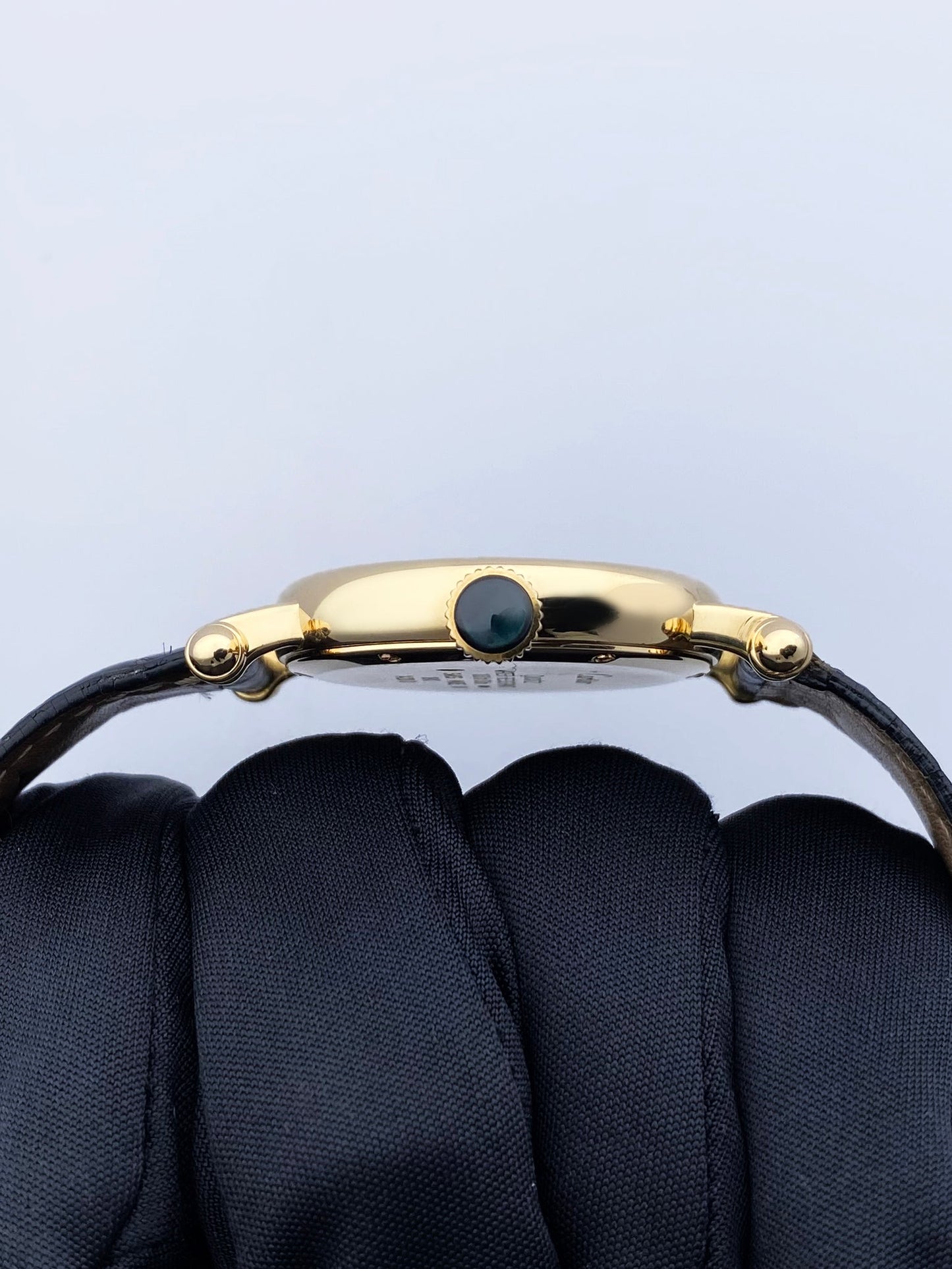 Cartier Diabolo 1420 18K Yellow Gold Ladies Watch