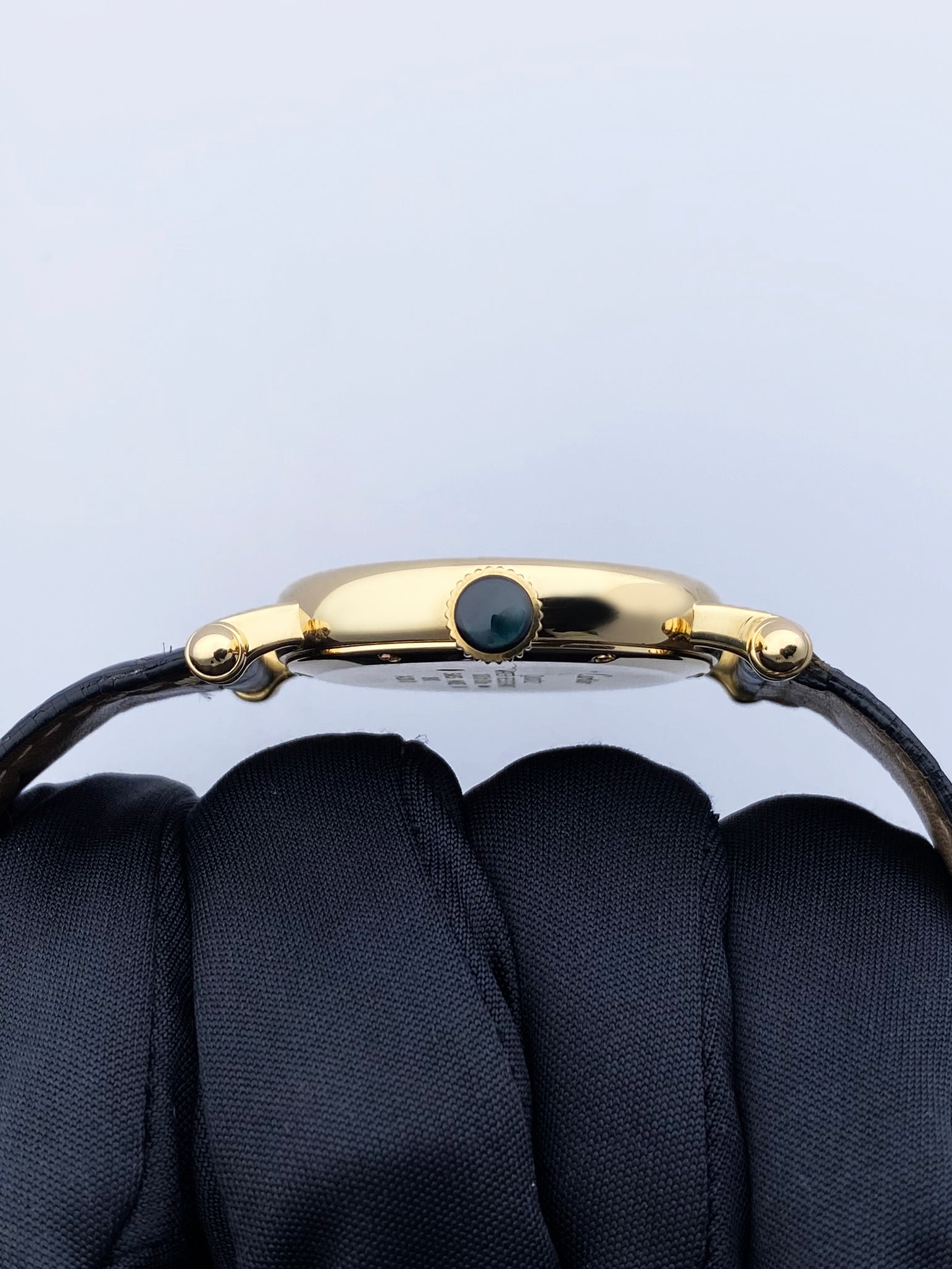 Cartier Diabolo 1420 18K Yellow Gold Ladies Watch
