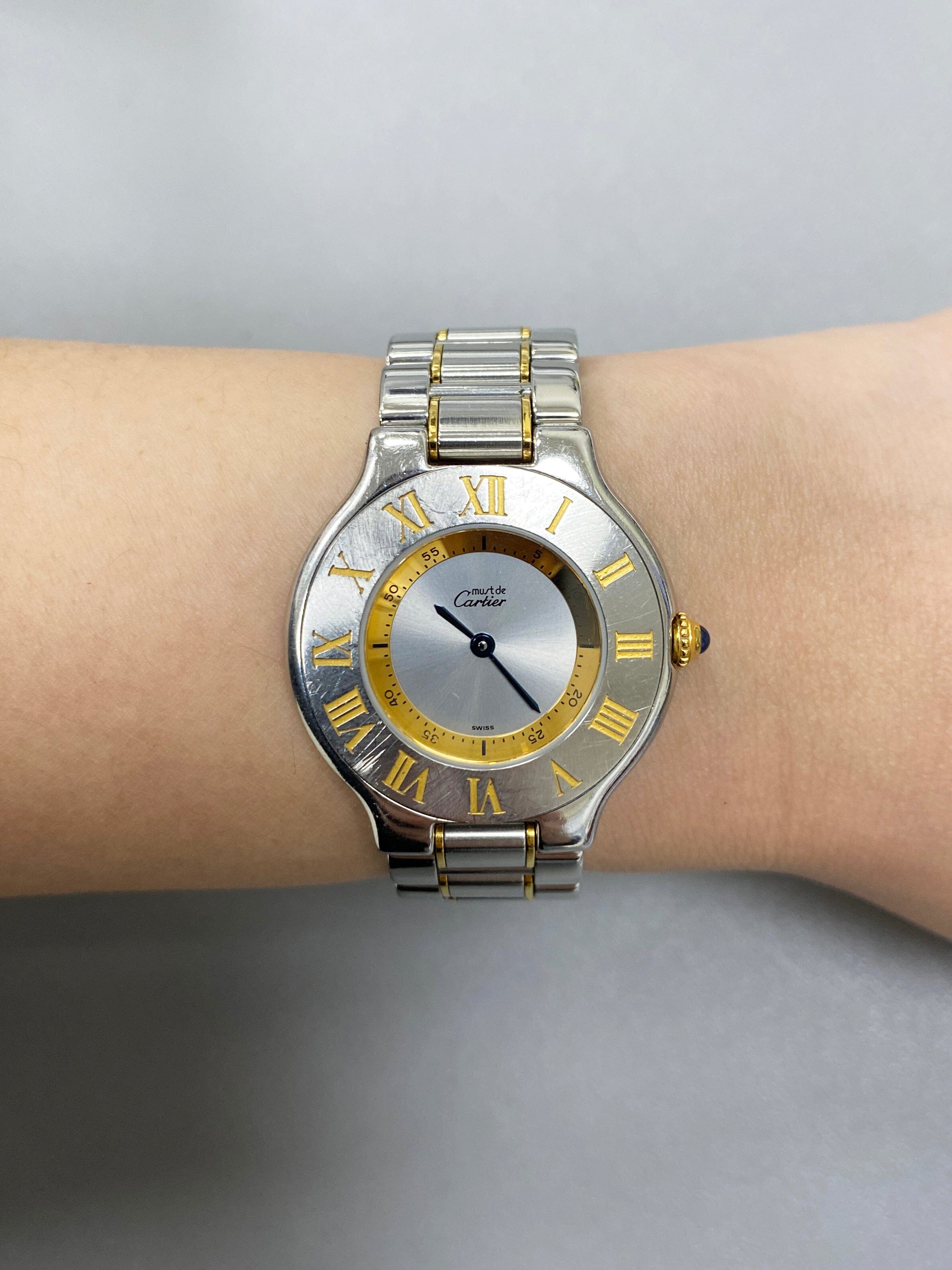 Cartier カルティエ マスト21 W10074R6 シルバー/ゴールド Cartier Must 21 W10074R6 Silver Dial Two-Tone Watch Box Papers