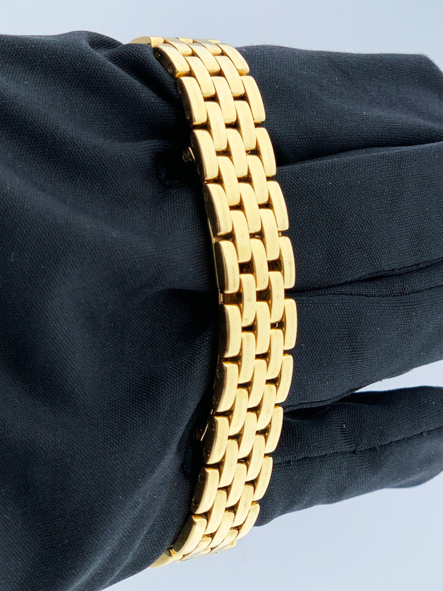 Cartier Panthere 1070 18K Yellow Gold Ladies Watch - Wristwatch