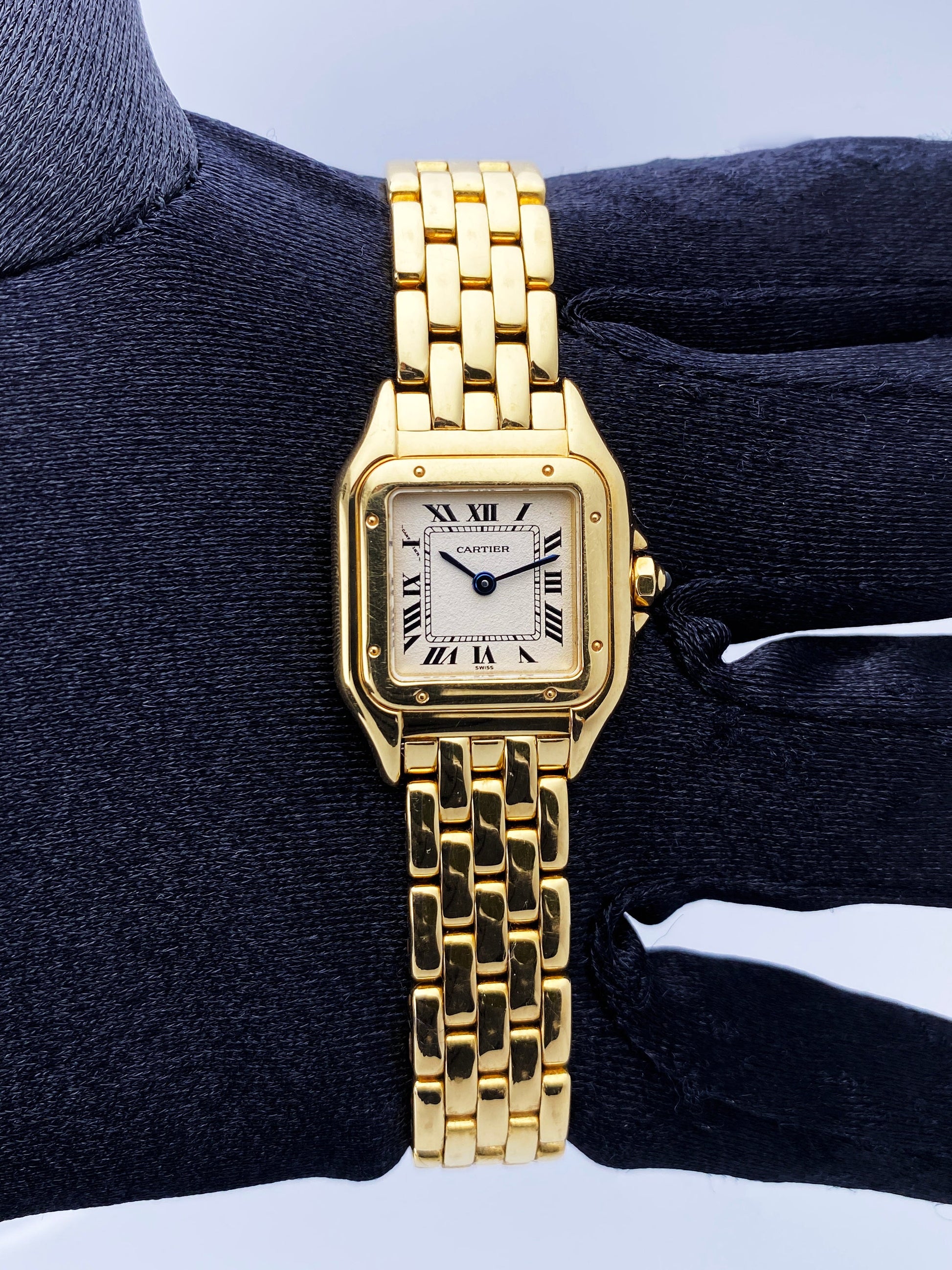 Cartier Panthere 1070 18K Yellow Gold Ladies Watch - Virtual