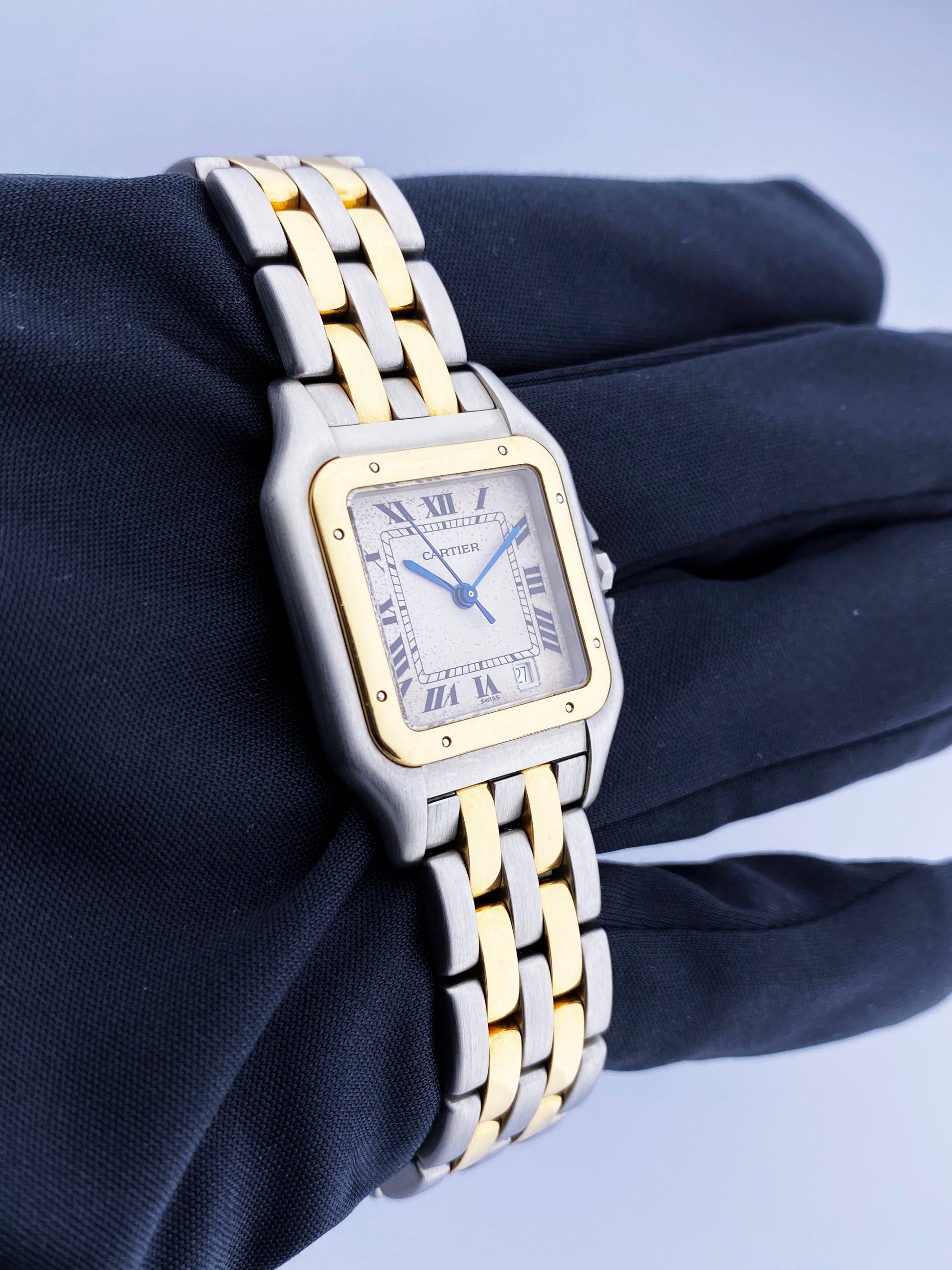 Cartier Panthere 1100 Midsize Ladies Watch