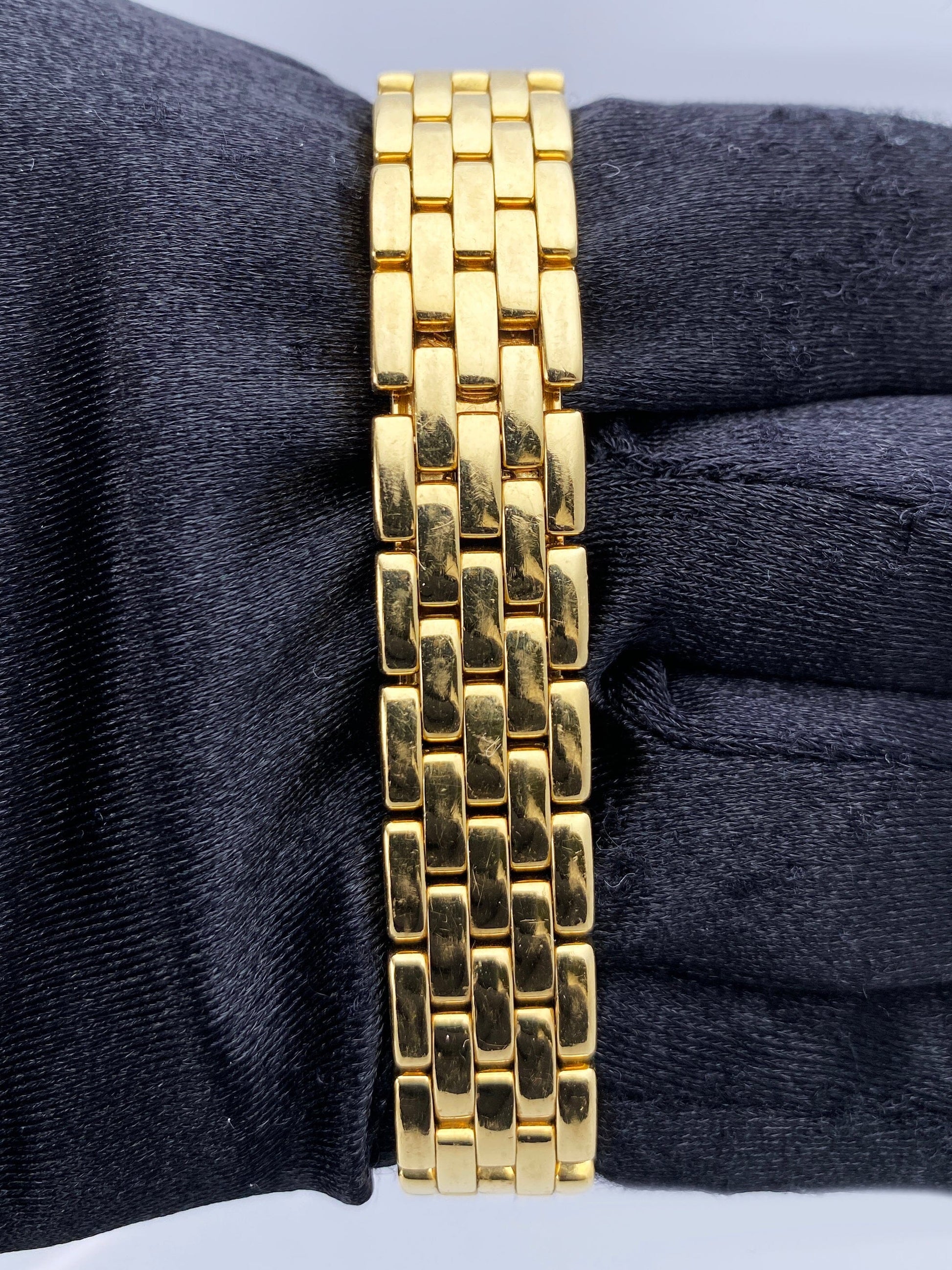 Cartier Panthere 18K Diamond Bezel Ladies Watch