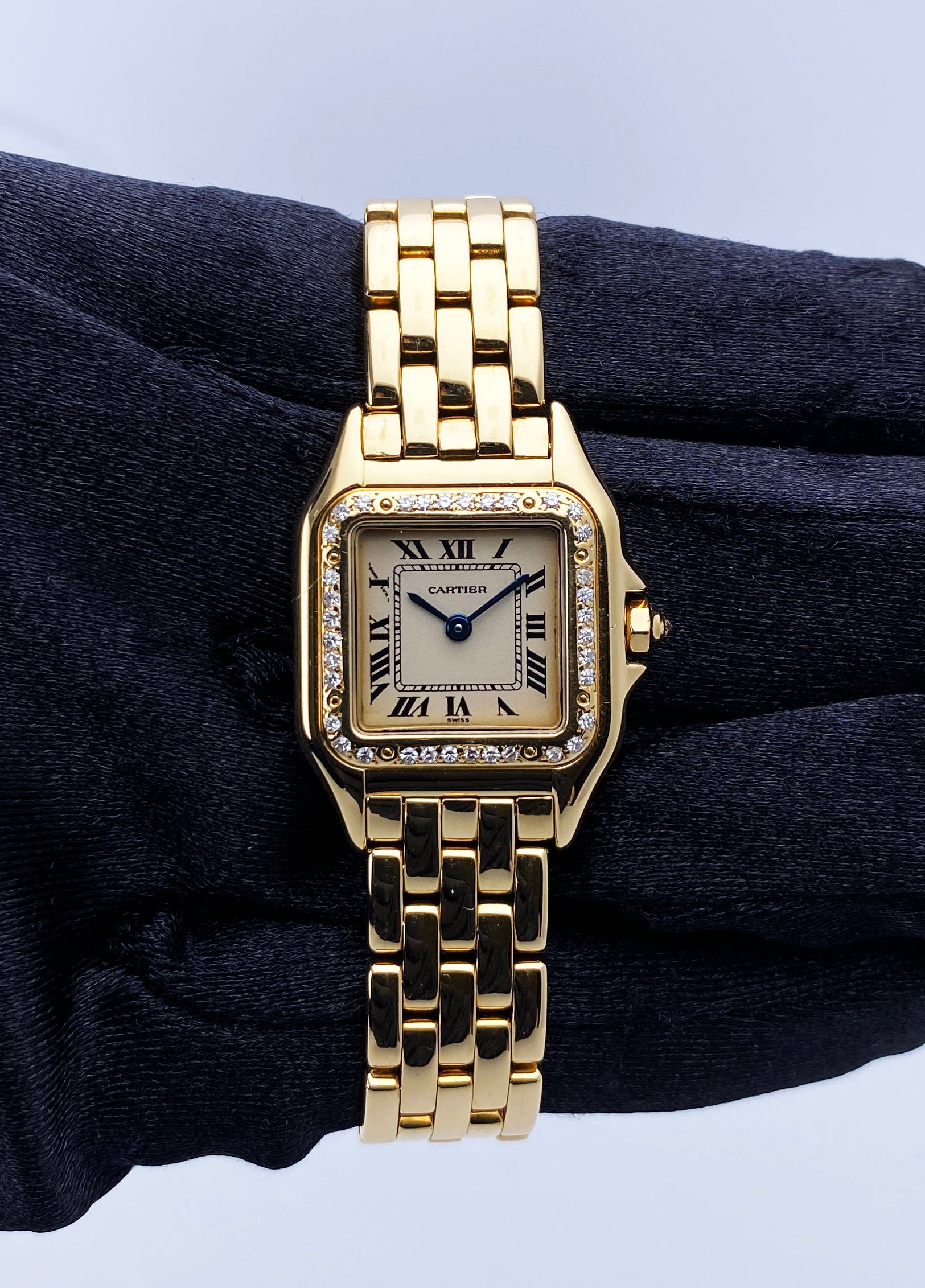 Cartier Panthere 18K Yellow Gold Diamonds Ladies Watch