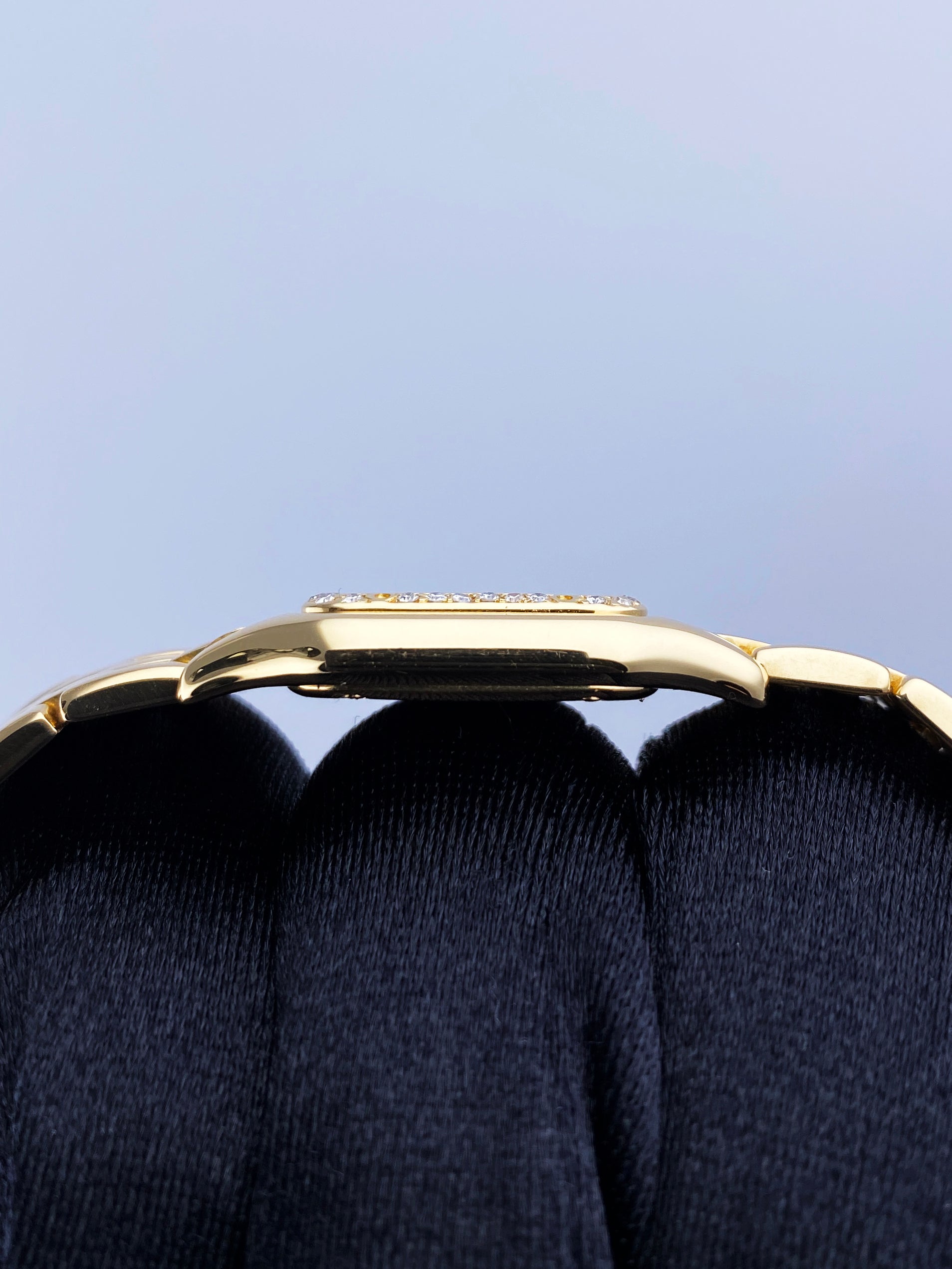 Cartier Panthere 18K Yellow Gold Diamonds Ladies Watch