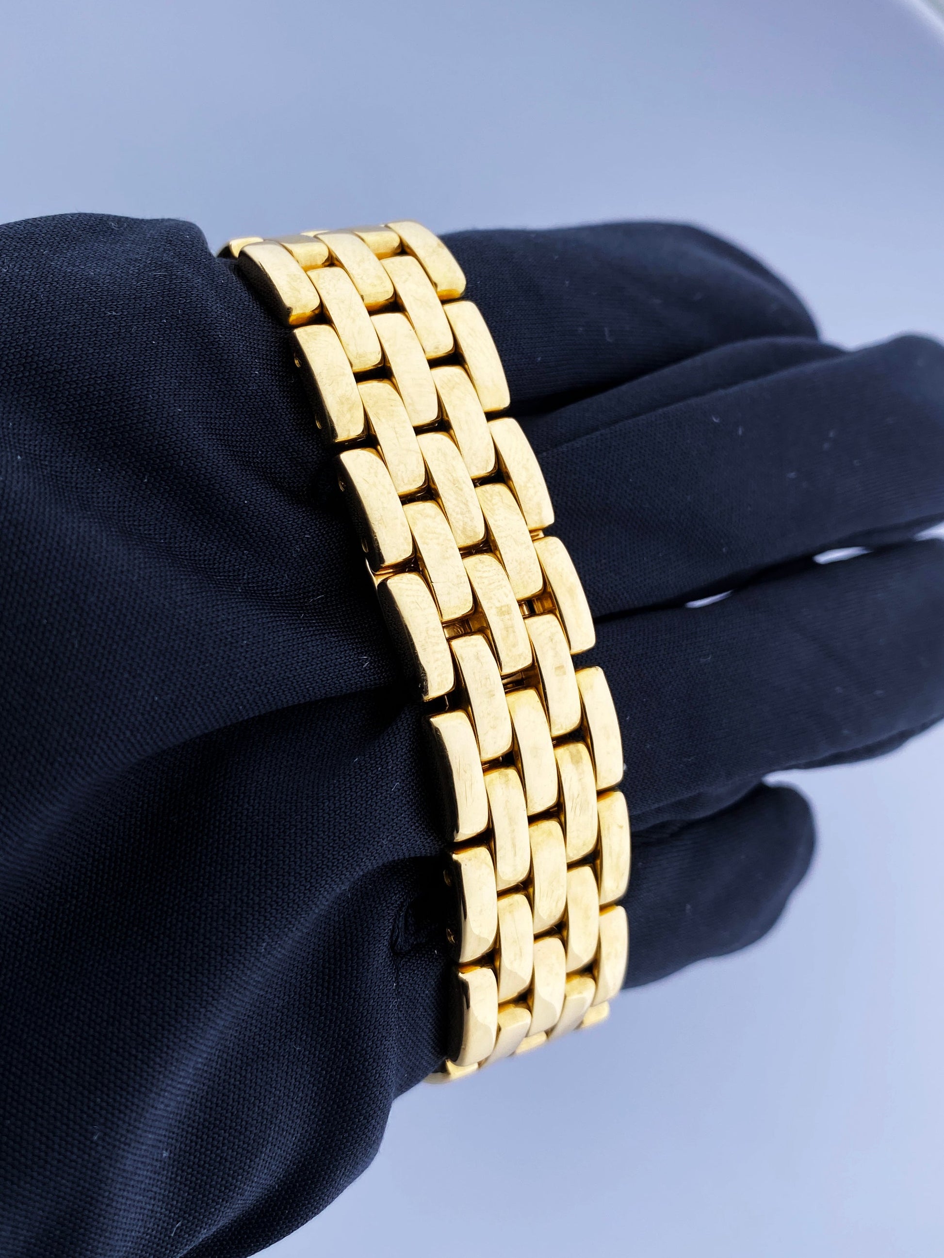 Cartier Panthere Jumbo 18K Yellow Gold Mens Watch