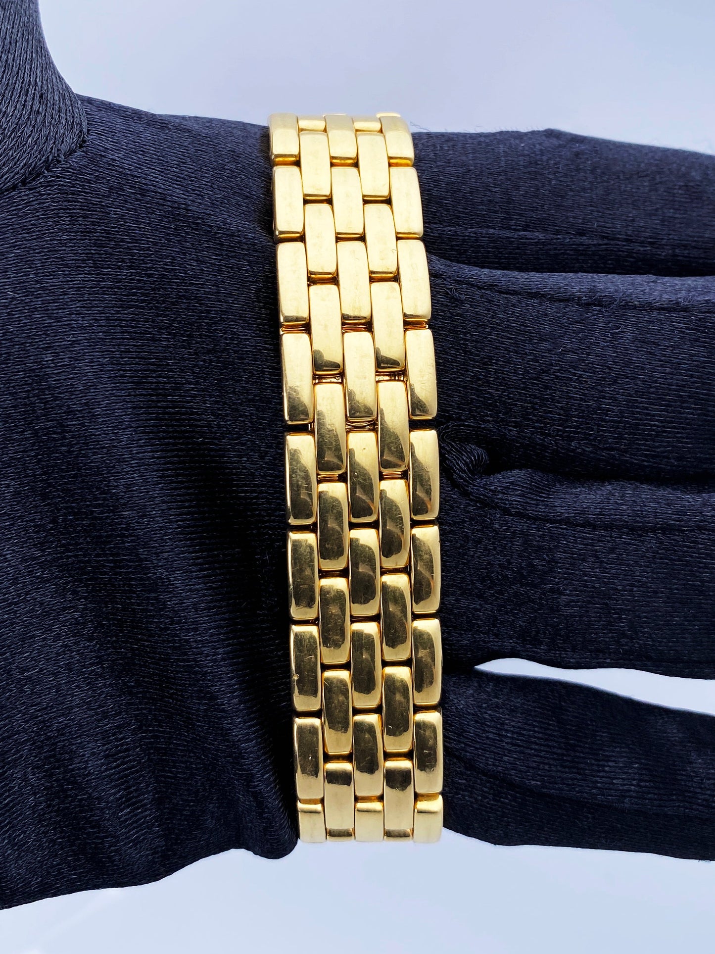 Cartier Panthere Large Size Diamond 18K Yellow Gold Watch - Wristwatch