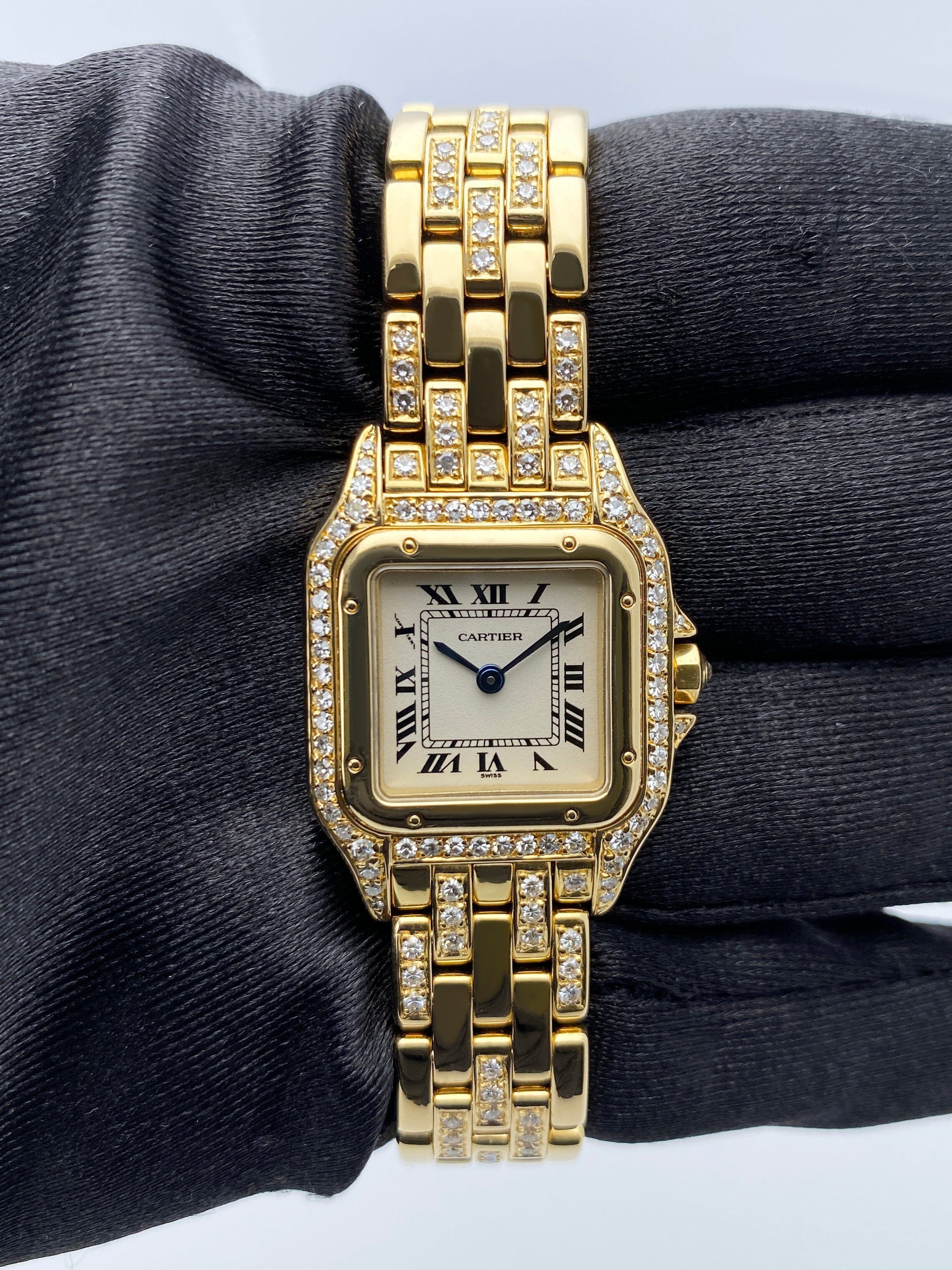 Cartier Panthere WF3001B9 Diamond 18K Yellow Gold Ladies Watch