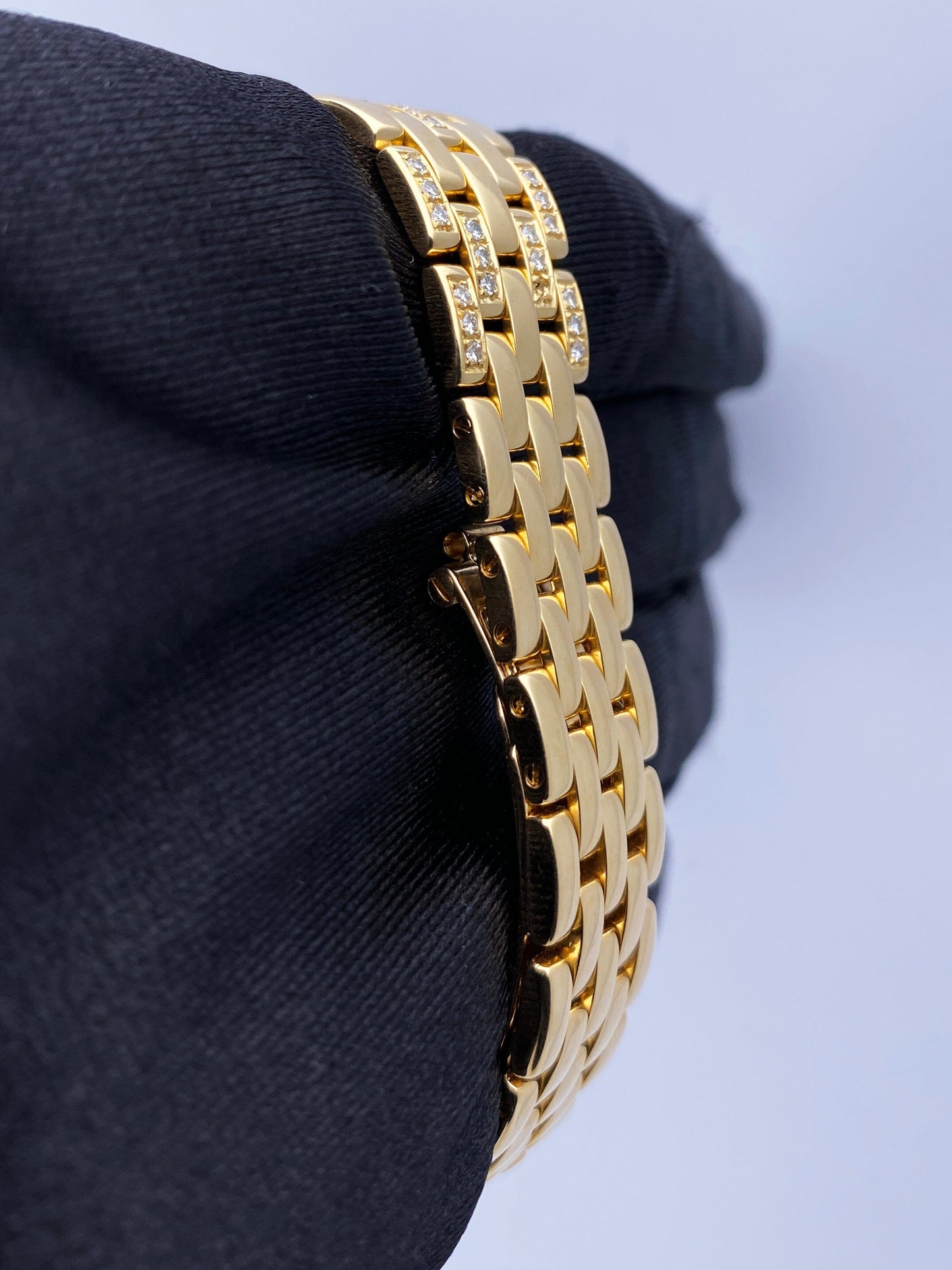 Cartier Panthere WF3001B9 Diamond 18K Yellow Gold Ladies Watch