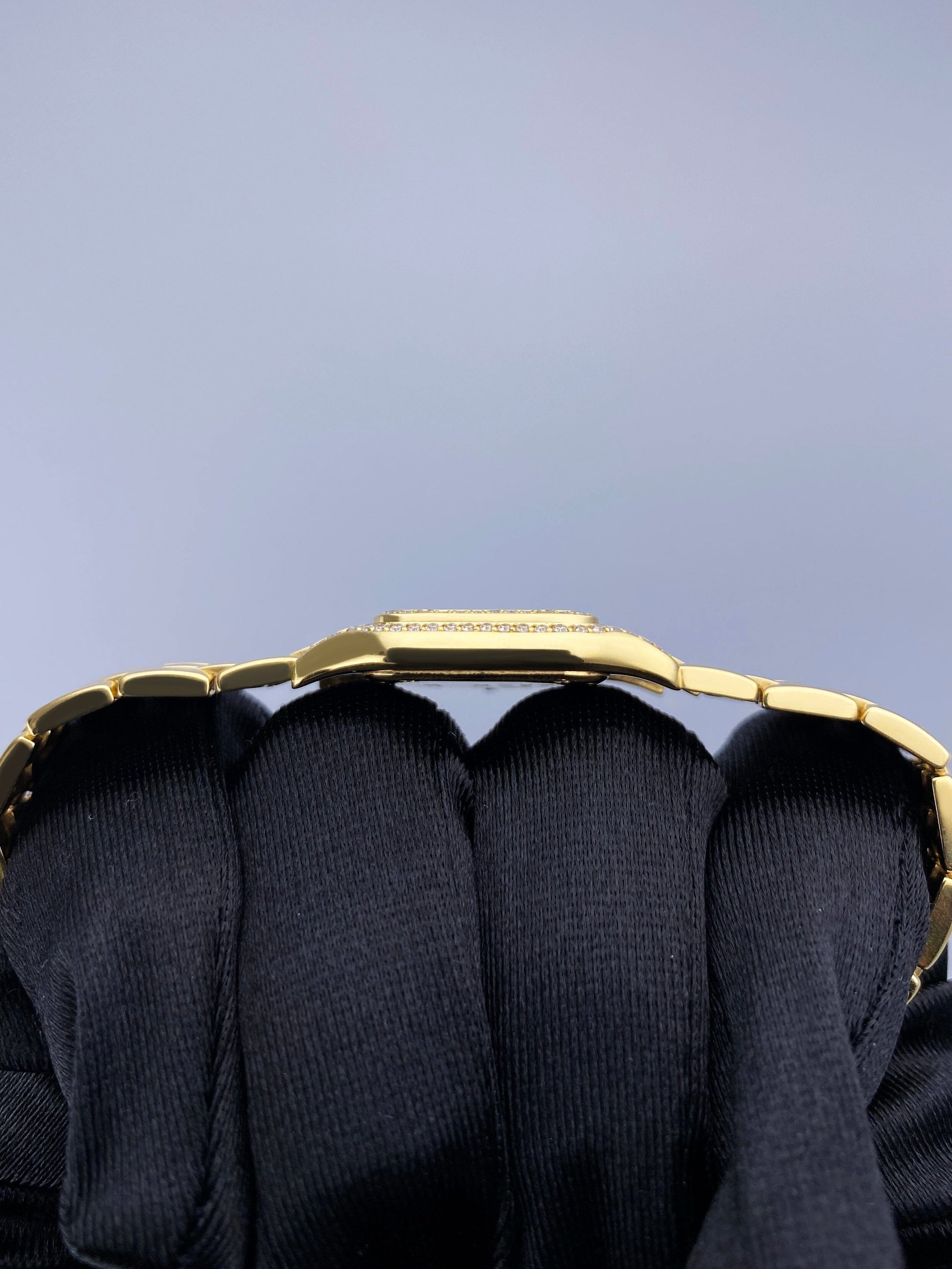 Cartier Panthere WF3070B9 18K Yellow Gold Diamonds Ladies Watch