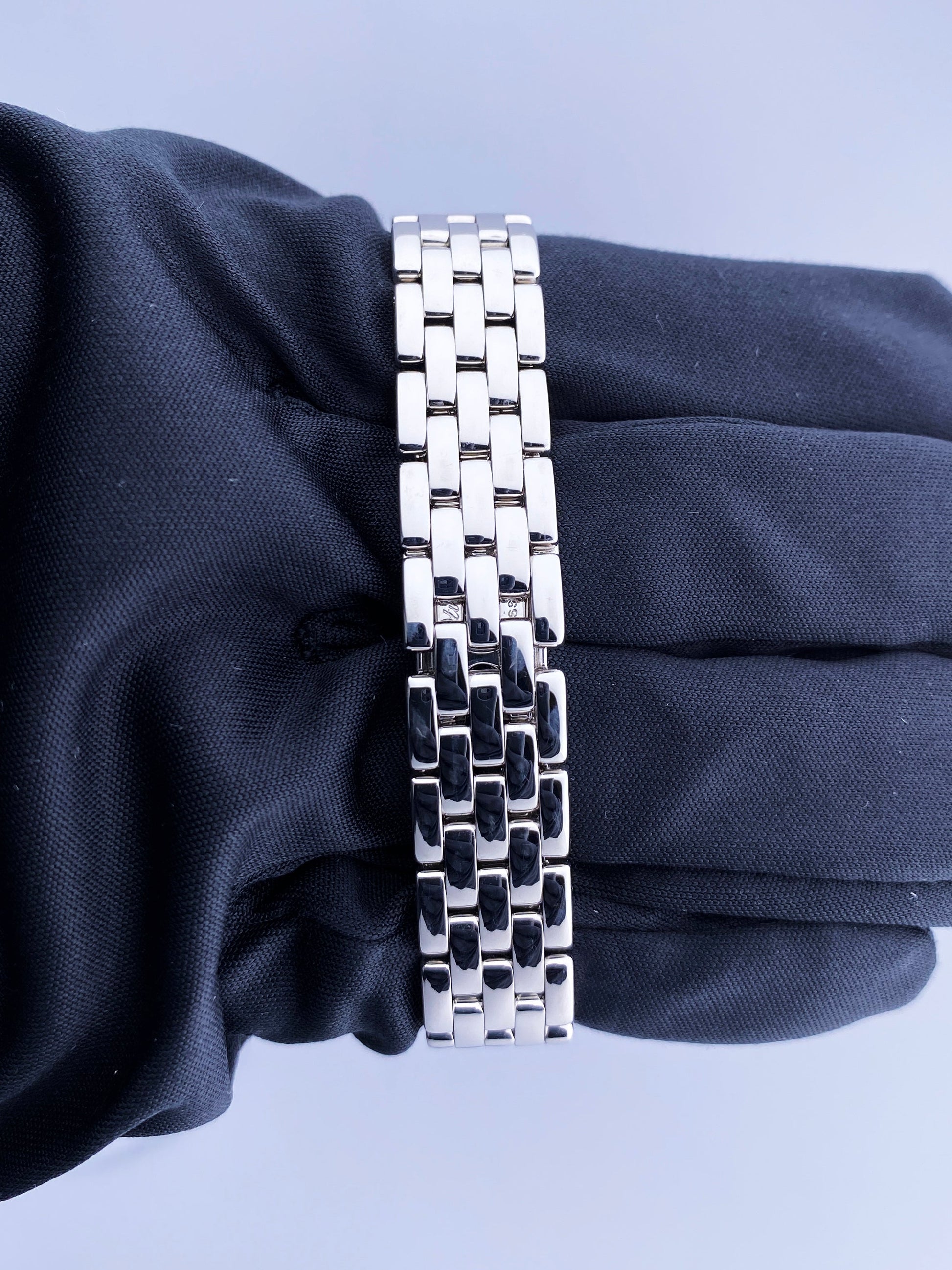 Cartier Panthere WF3259F3/1660 18K White Gold Diamond Ladies Watch - Virtual