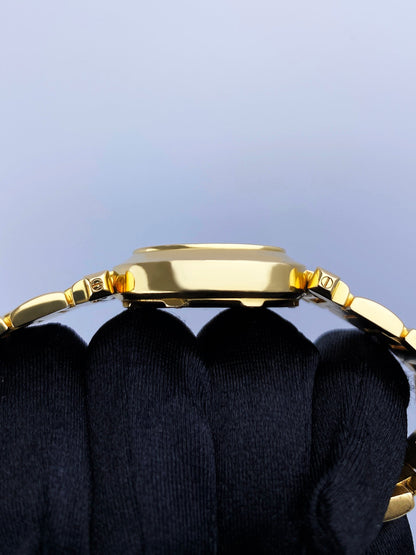 Cartier Pasha 2399 18K Yellow Gold Ladies Watch - Wristwatch