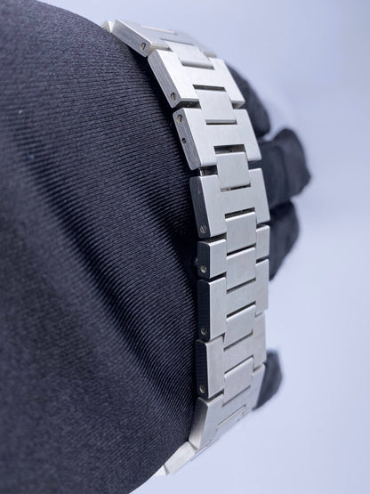 Cartier Pasha W31023M7 Silver Dial Steel Watch Box Papers - Watches