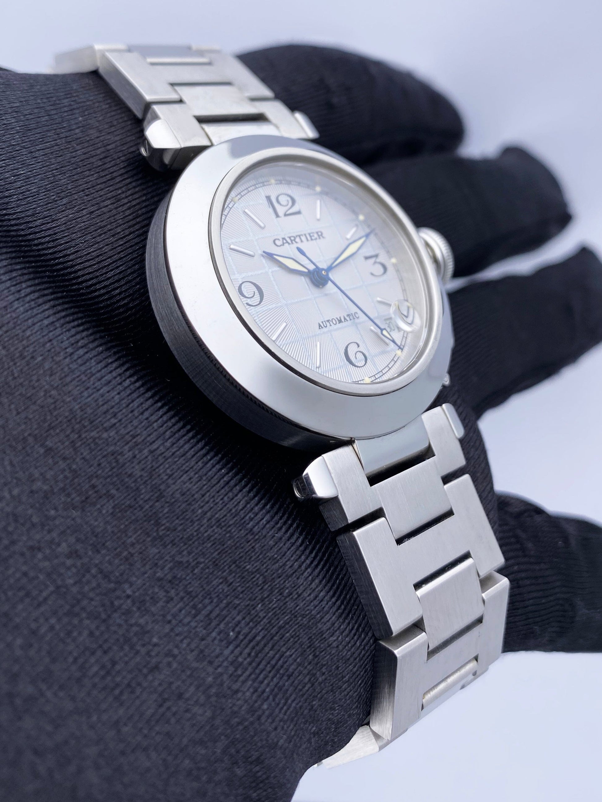 Cartier Pasha W31023M7 Silver Dial Steel Watch Box Papers - Watches