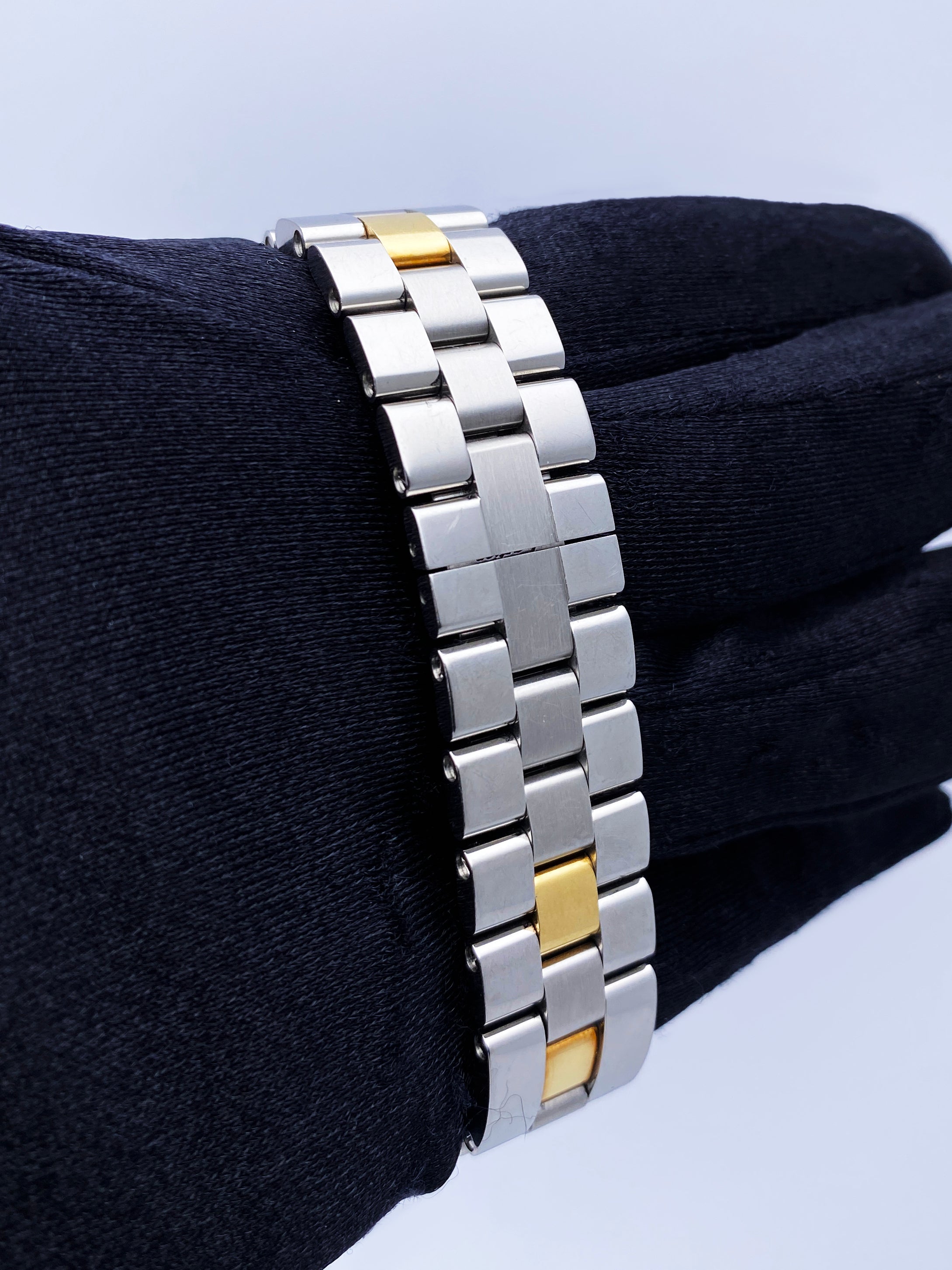 〇 Cartier Rosdstar SM 2675 ケース付きベルト 8205 〇 Cartier Rosdstar SM 2675 ケース付きベルト 8205