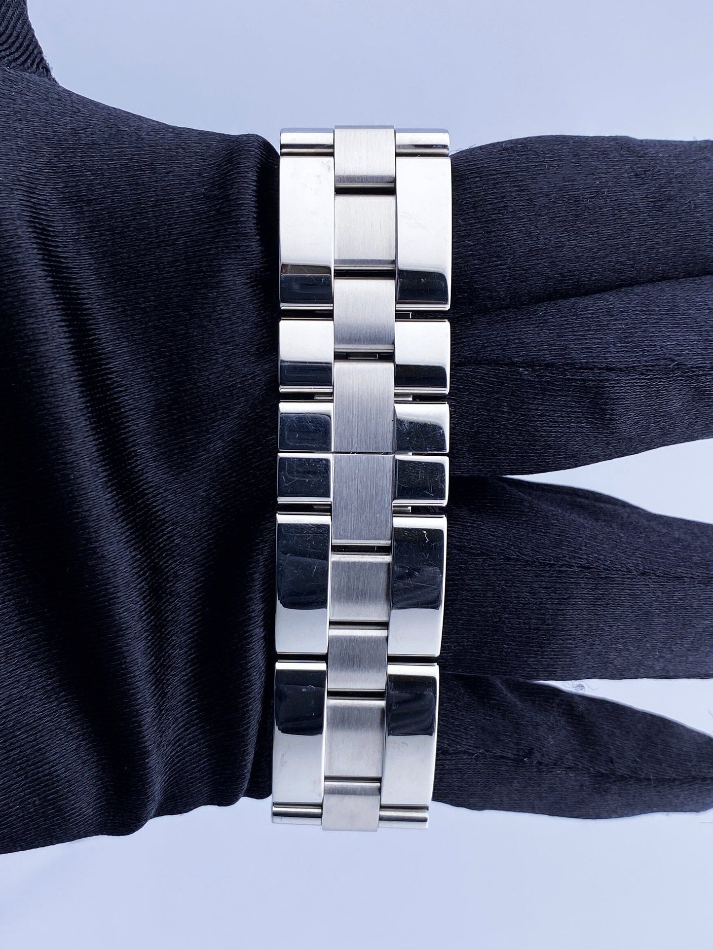 Cartier Roadster W62020X6 Black Dial Mens Watch - Wristwatch