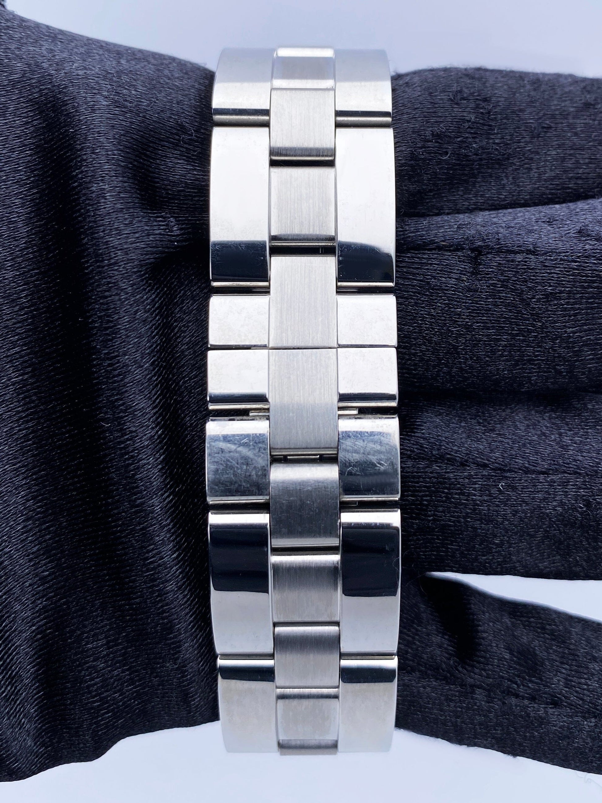Cartier Roadster W62025V3 Blue Enamel Dial Steel Mens Watch - Virtual