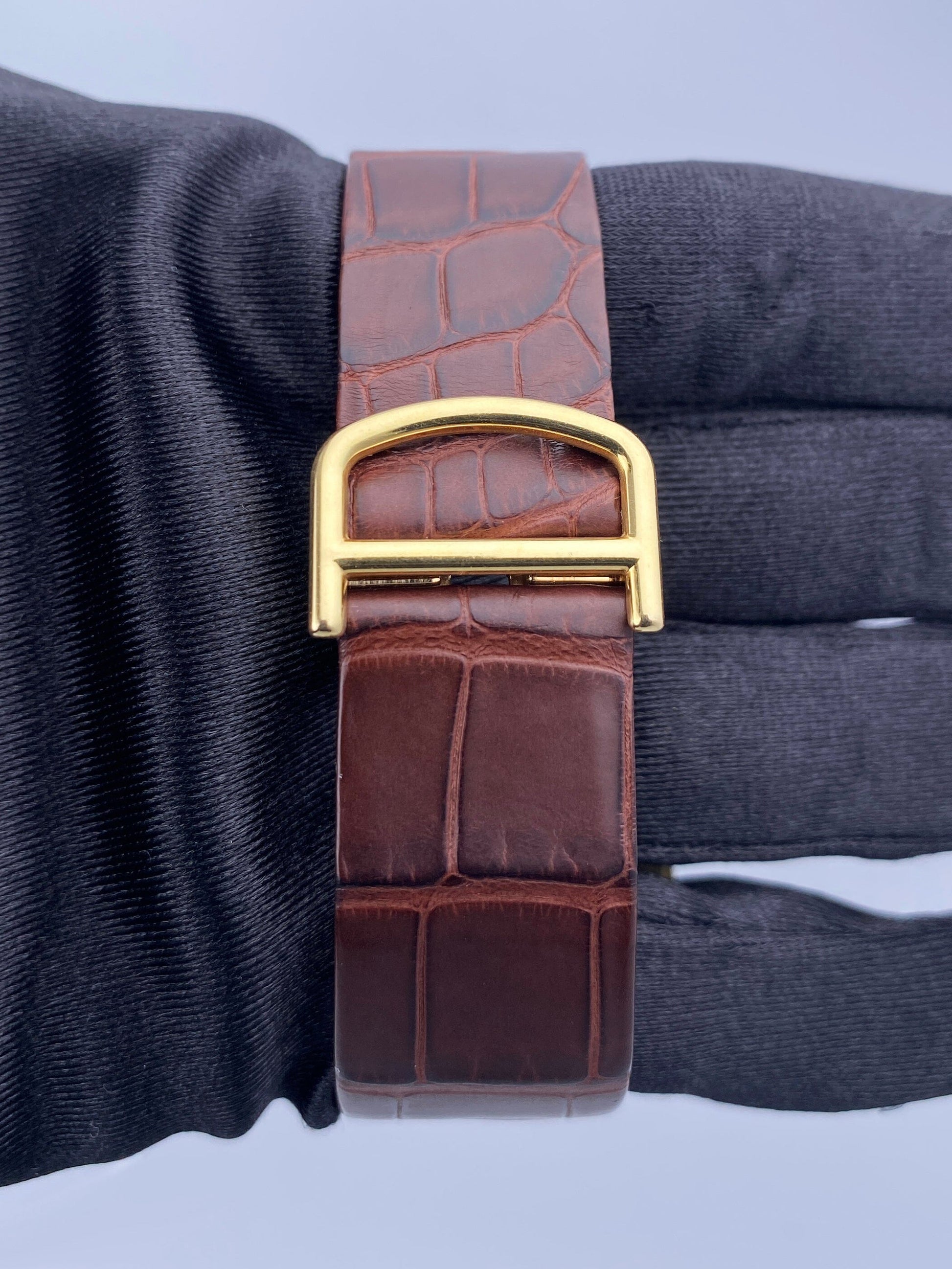 Cartier Santos Dumont W2006851 Large 18k Yellow Gold Mens Watch - Watches