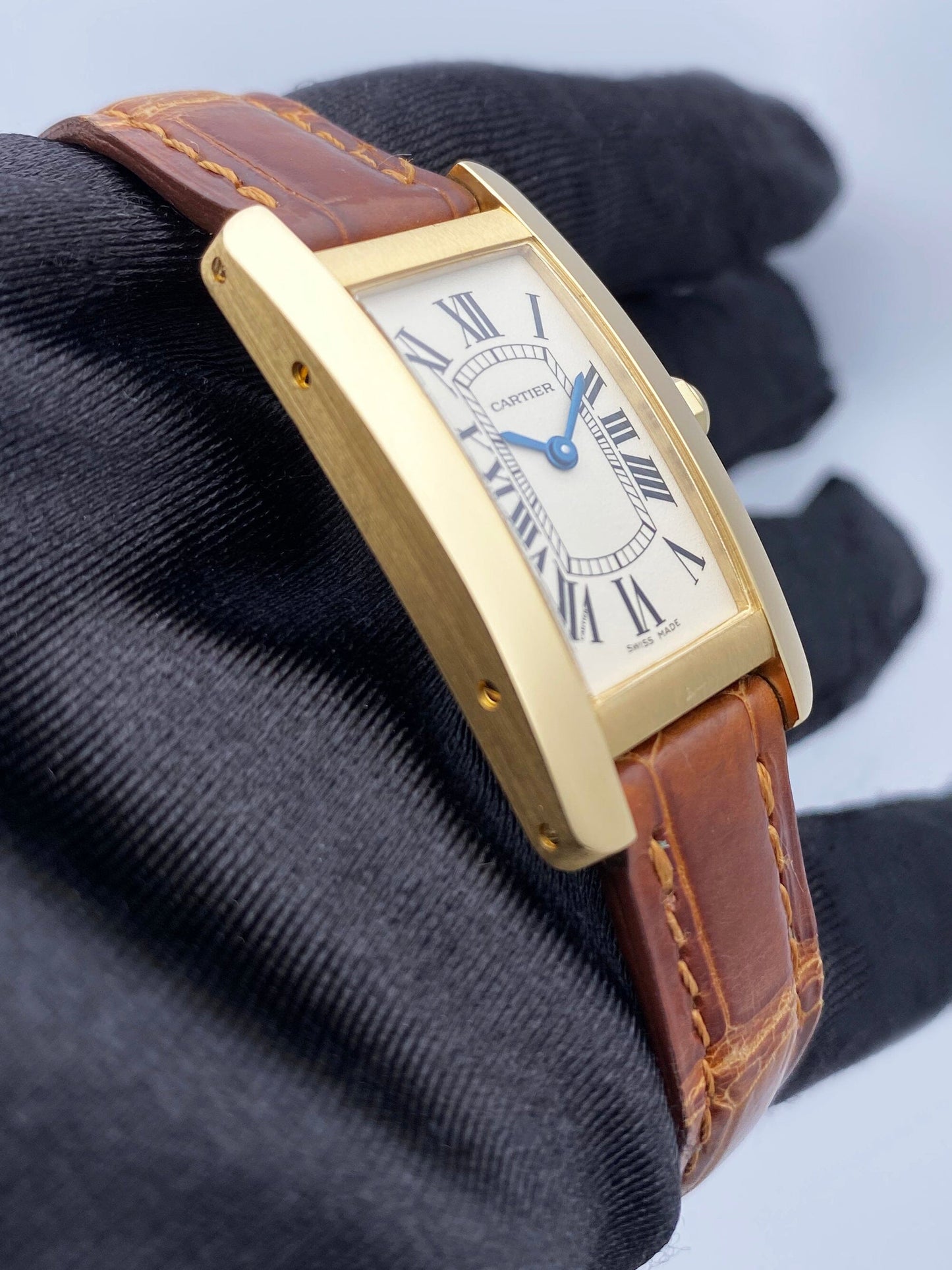 Cartier Tank Americaine W2601556 18K Yellow Gold Ladies Watch - Virtual