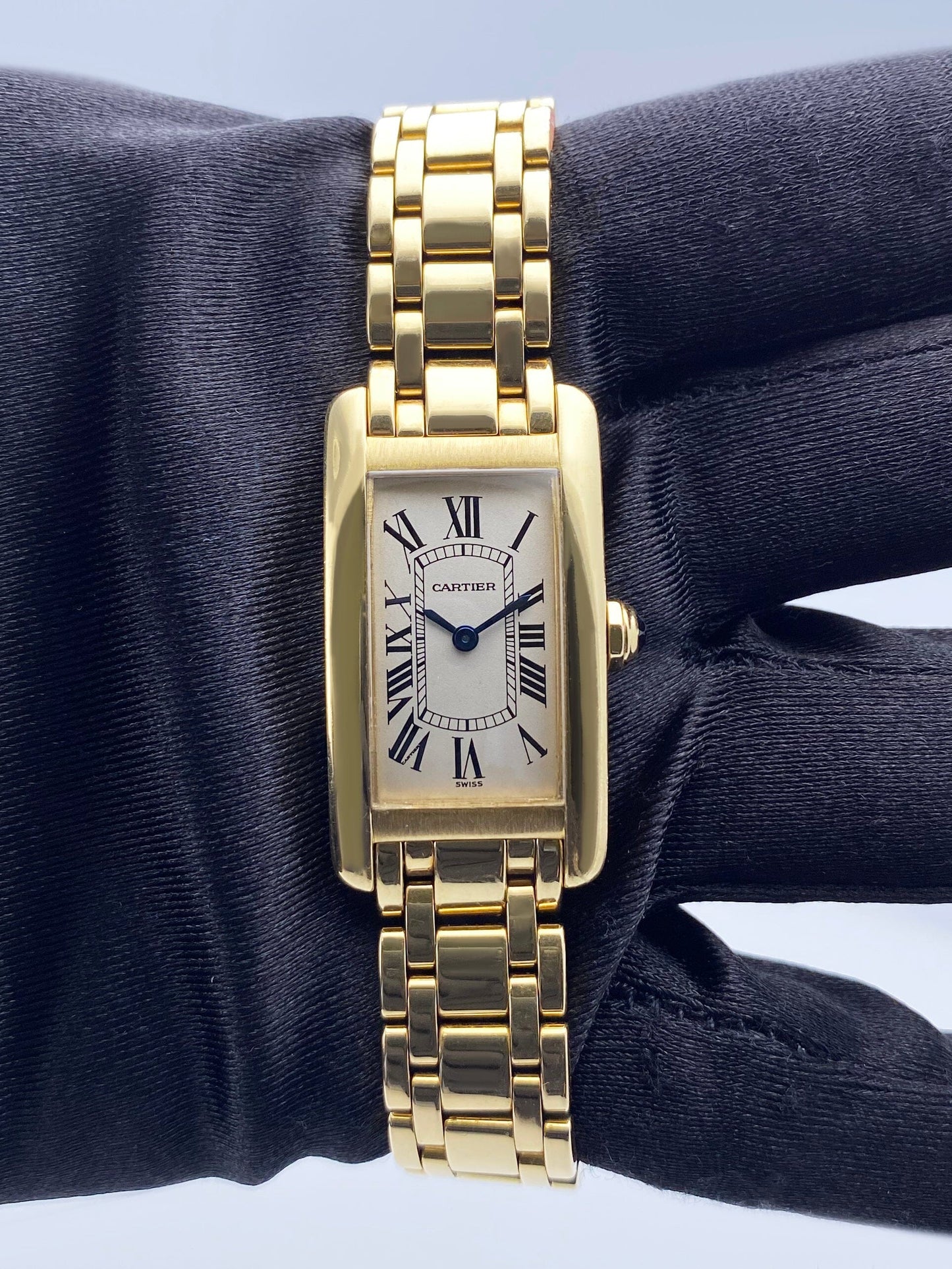 Cartier Tank Americaine W2601556 18K Yellow Gold Ladies Watch