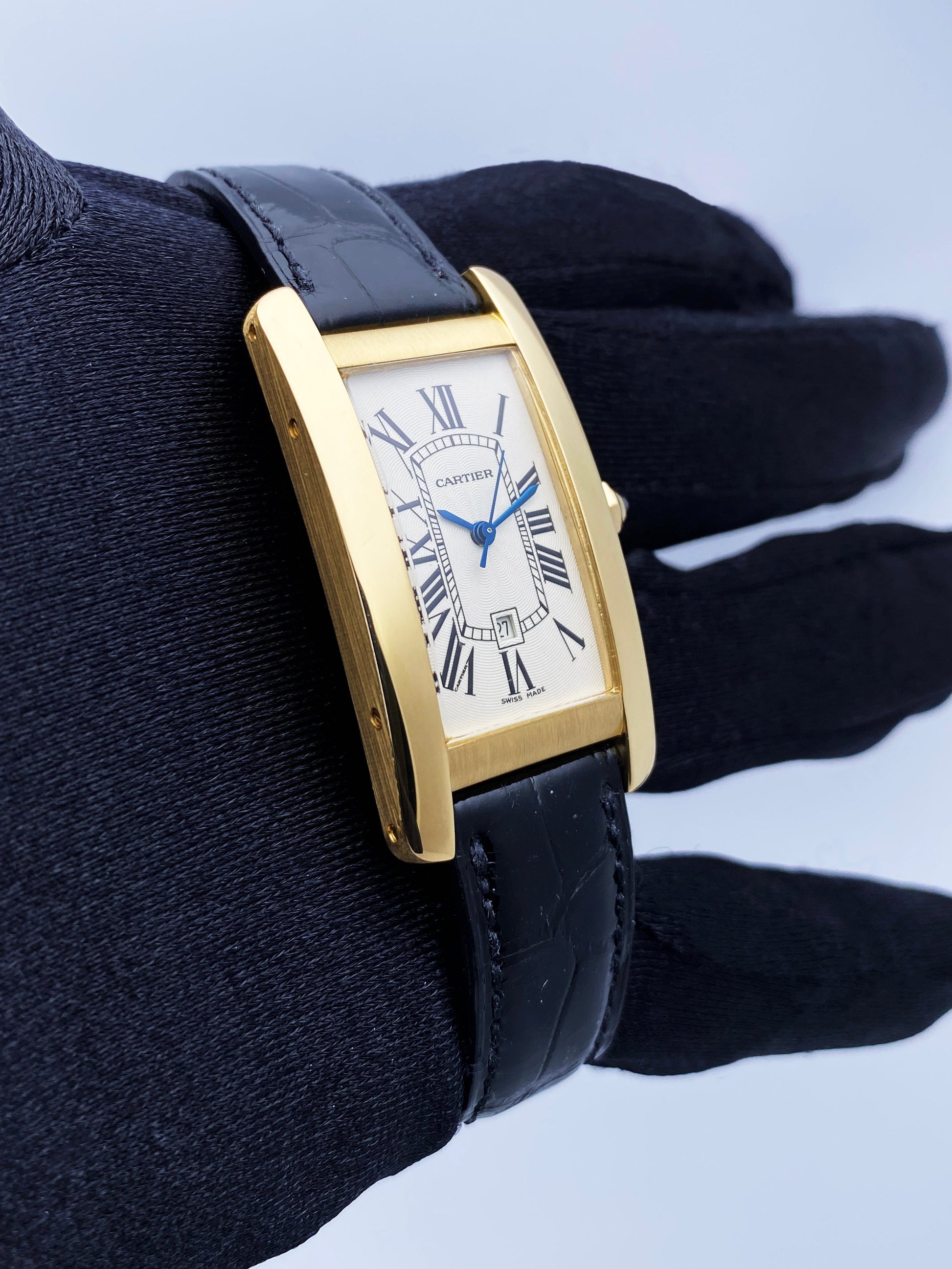 Cartier Tank Americaine W2603556 18K Yellow Gold Watch Box & papers - Wristwatch