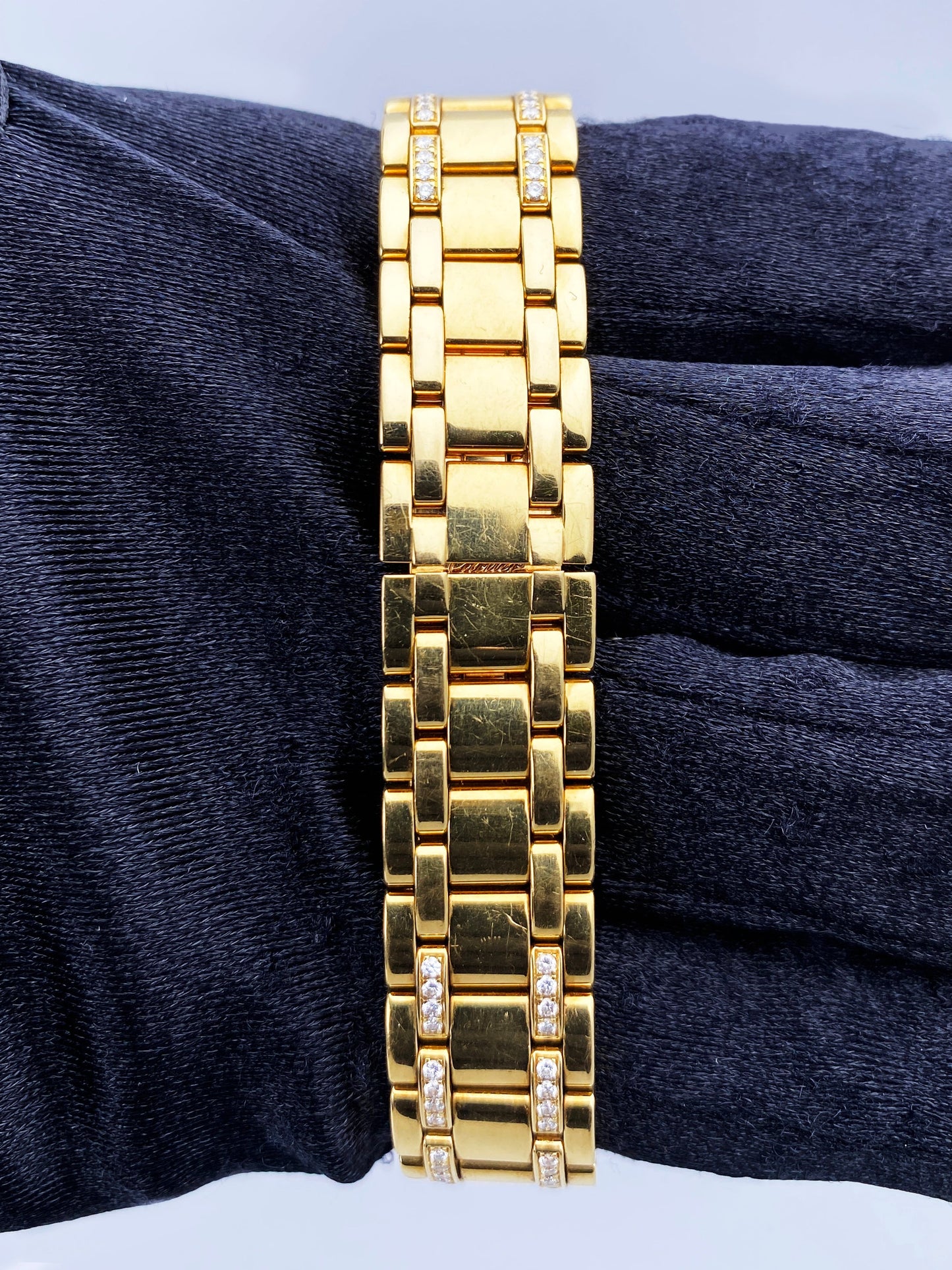 Cartier Tank Americaine WB7012JL Diamond Bezel Ladies Watch - Wristwatch