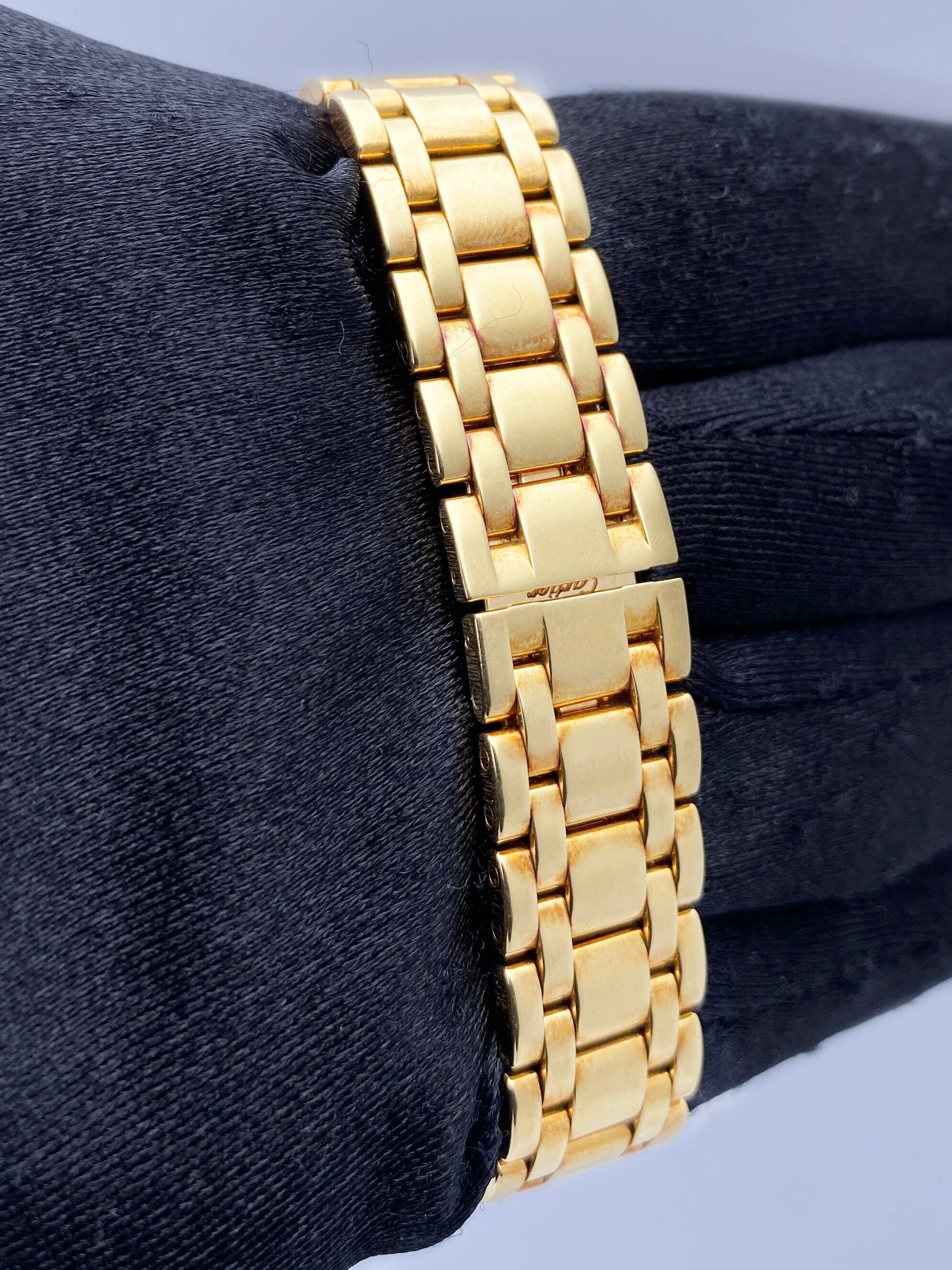 Cartier Tank Americaine WB7012K2 Diamond Ladies Watch - Wristwatch