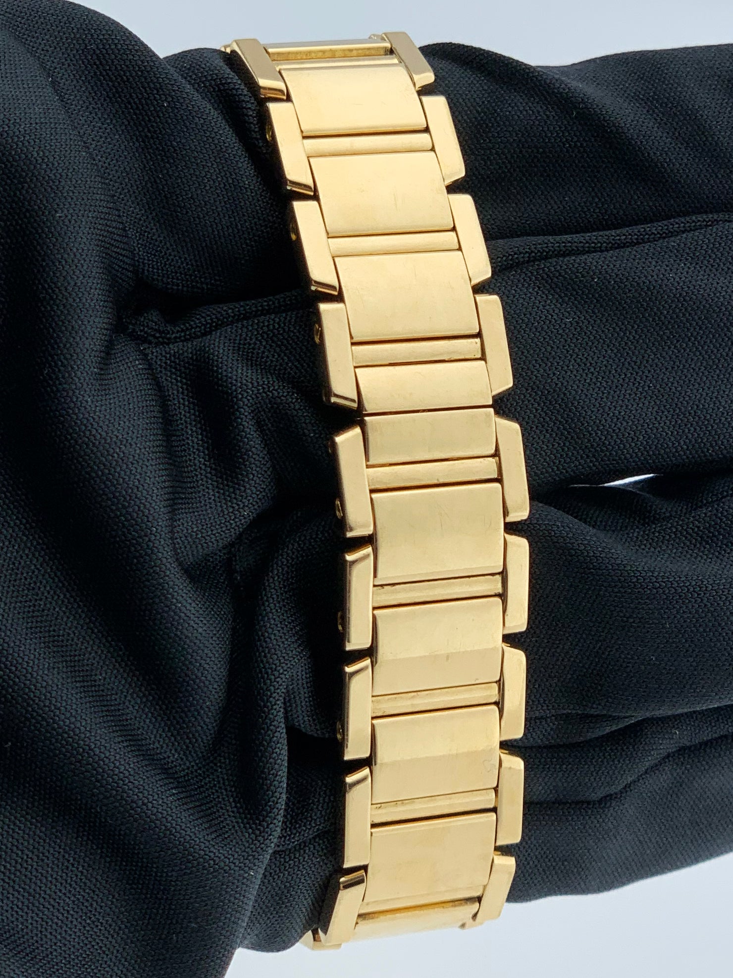 Cartier Tank Francaise 1820 18K Yellow Gold Ladies Watch - Wristwatch