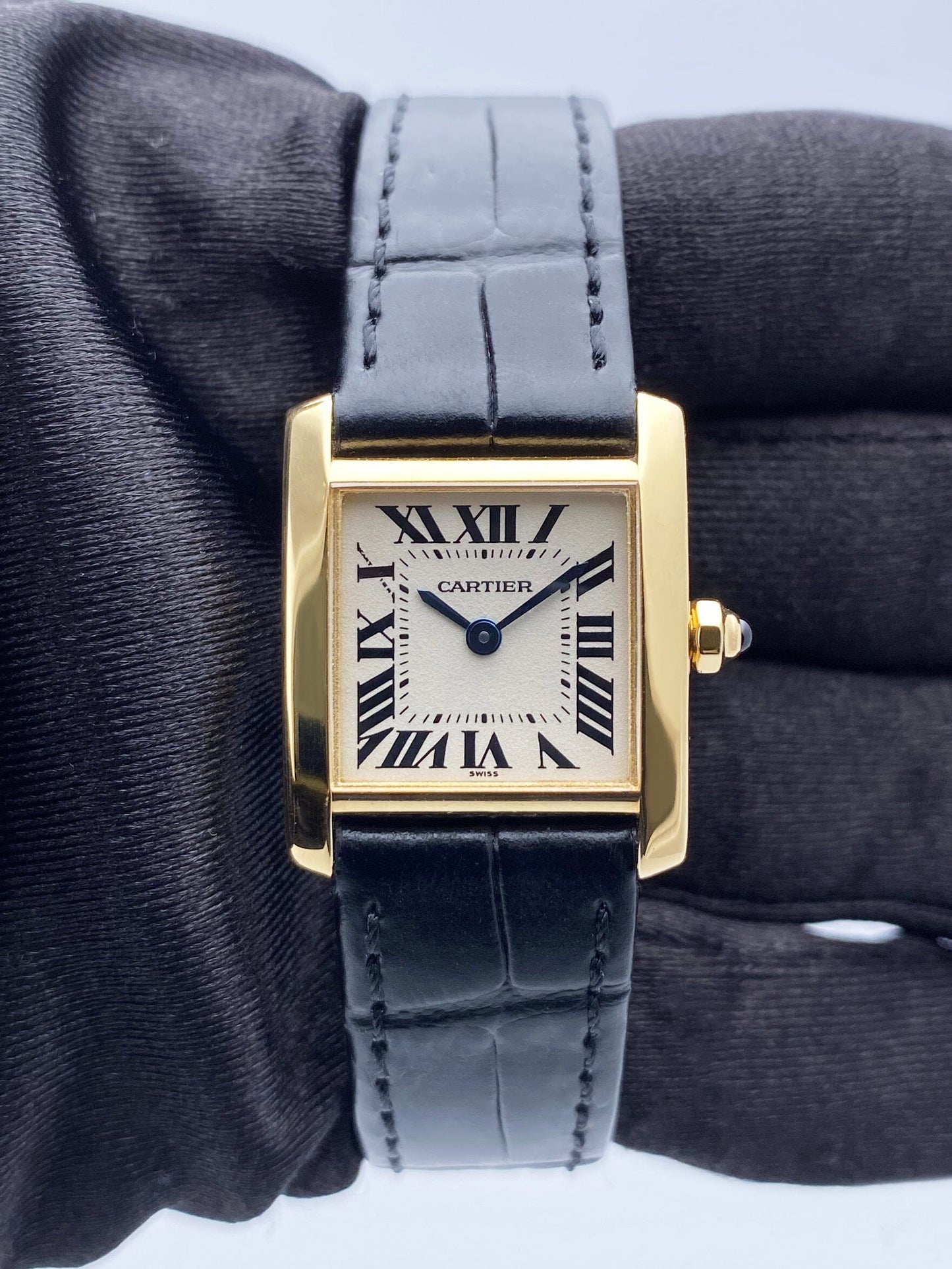 Cartier Tank Francaise W5000256 18K Yellow Gold Ladies Watch - Watches