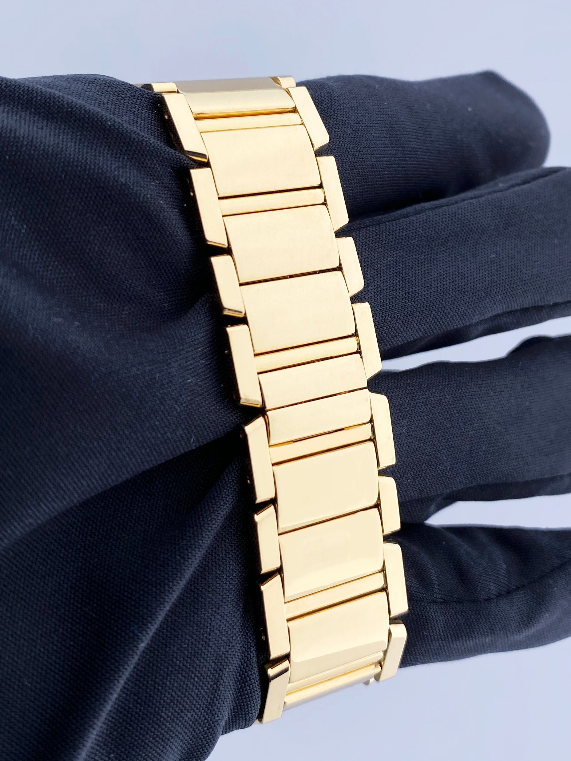 Cartier Tank Francaise 1821 Midsize Ladies Watch - Wristwatch