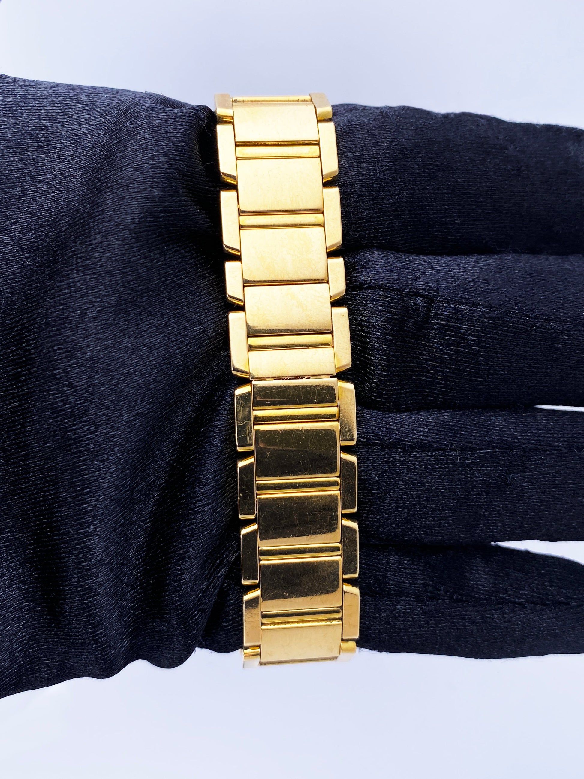 Cartier Tank Francaise WE1001R8 Diamond 18k Yellow Gold Ladies Watch - Virtual