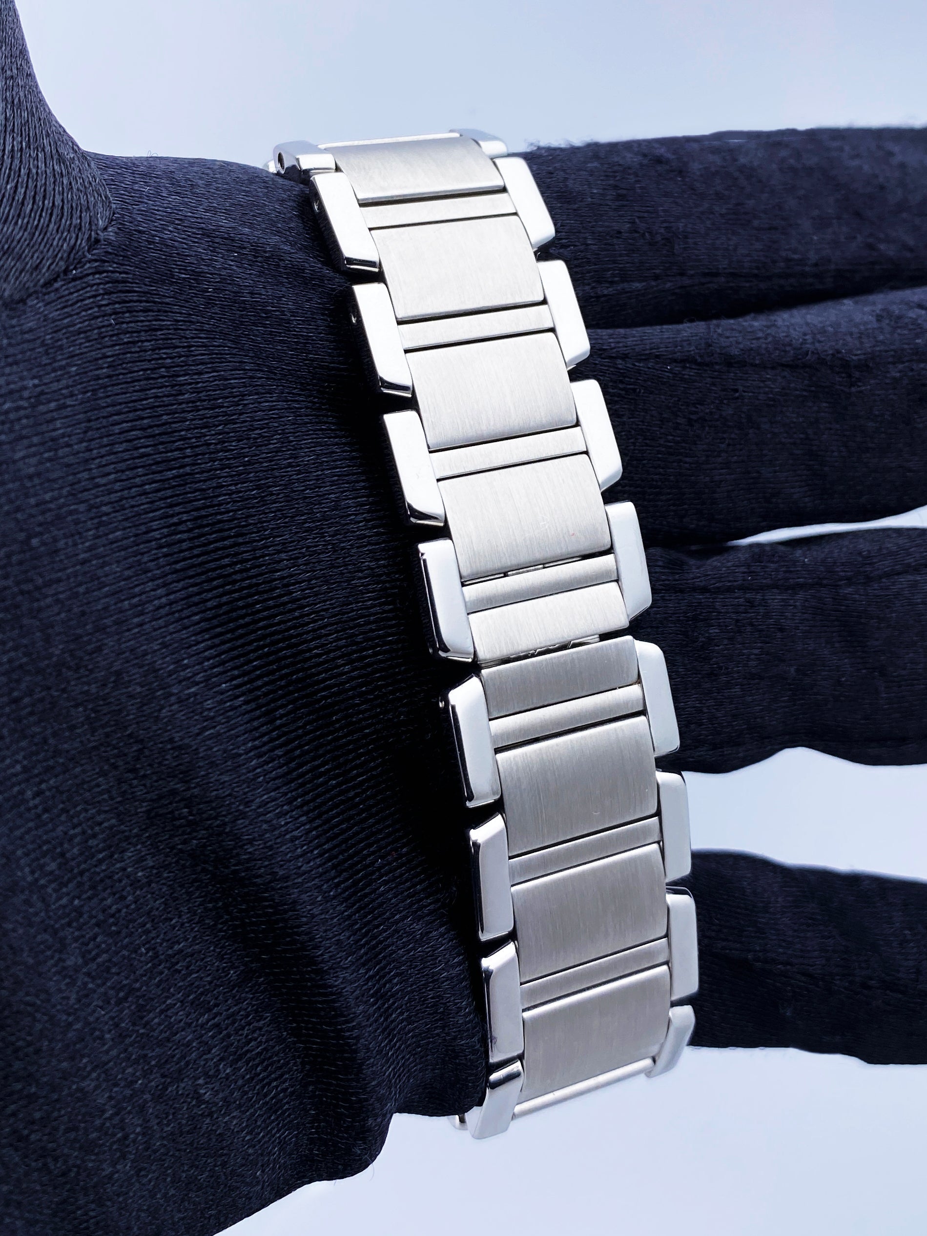 Cartier Tank Francaise W51002Q3 Stainless Steel Mens Watch