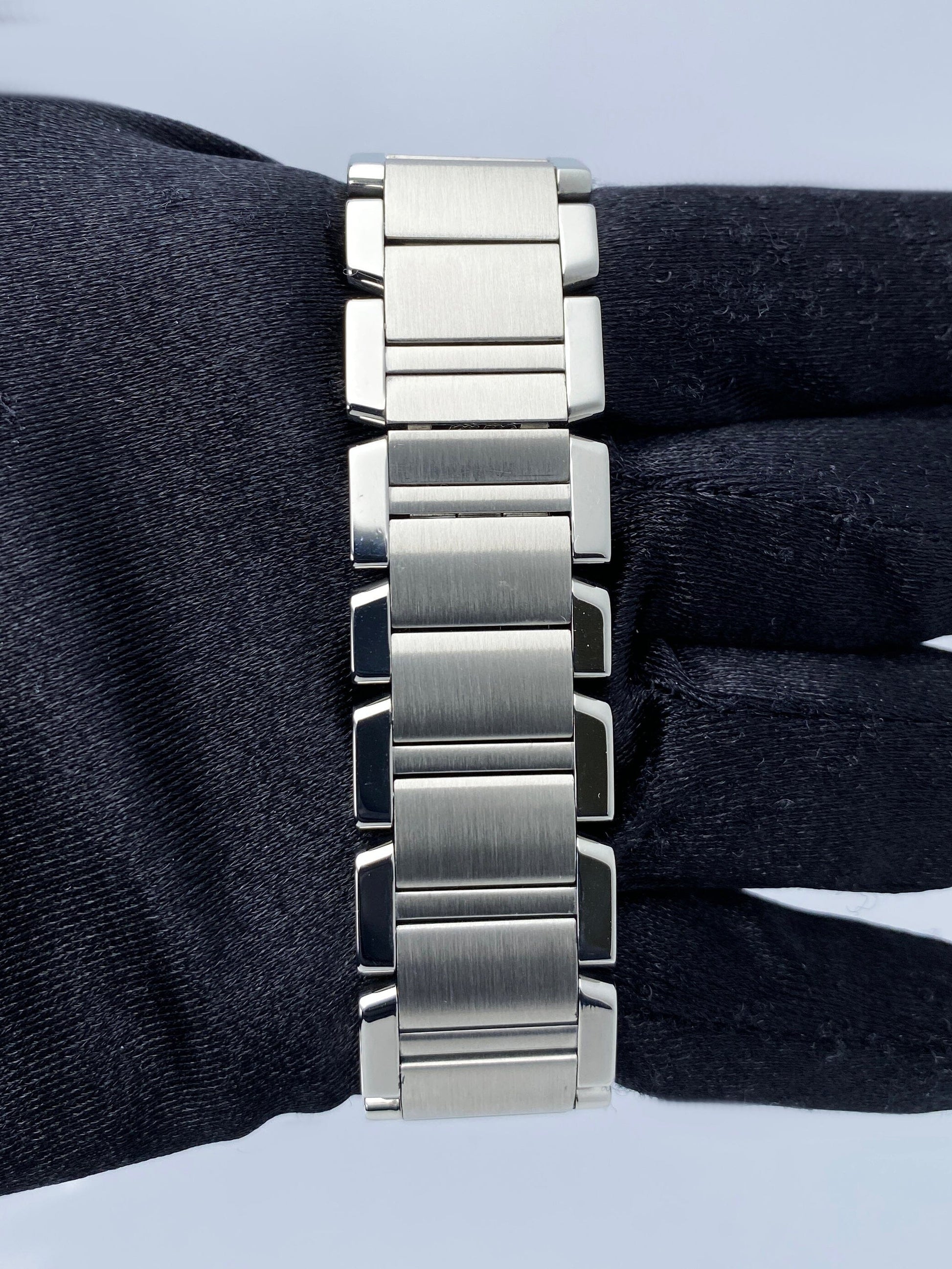 Cartier Tank Francaise W51002Q3 Stainless Steel Mens Watch