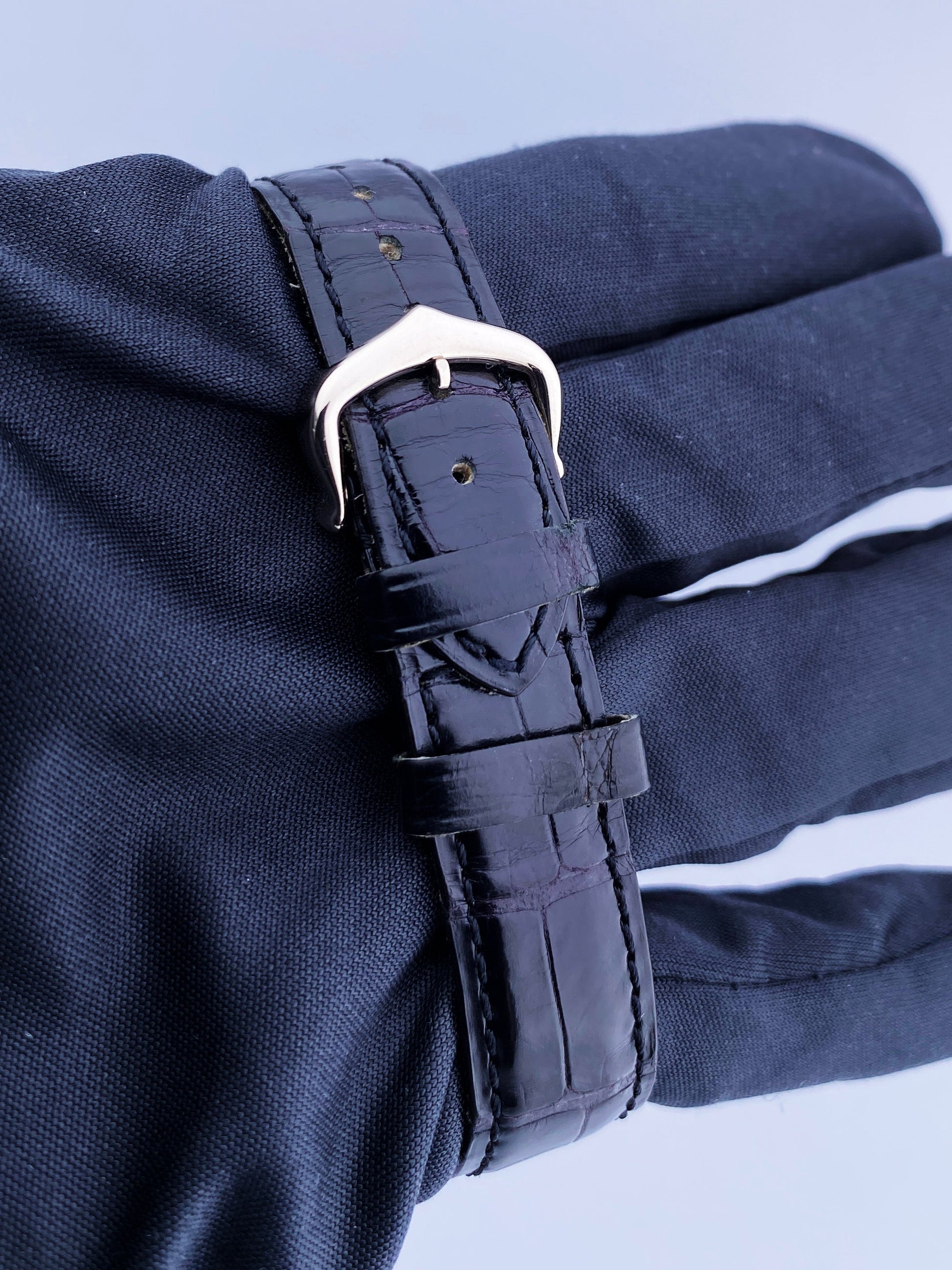 Cartier Tank Louis 2679 18K White Gold Quartz Men's Watch Box Papers